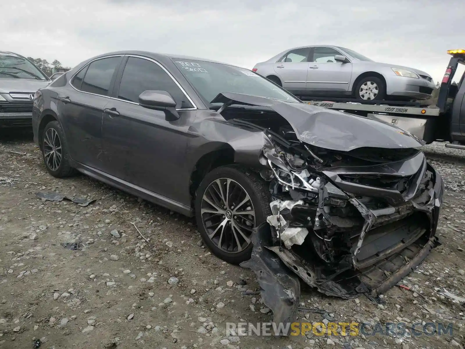 1 Photograph of a damaged car 4T1B11HK5KU759364 TOYOTA CAMRY 2019