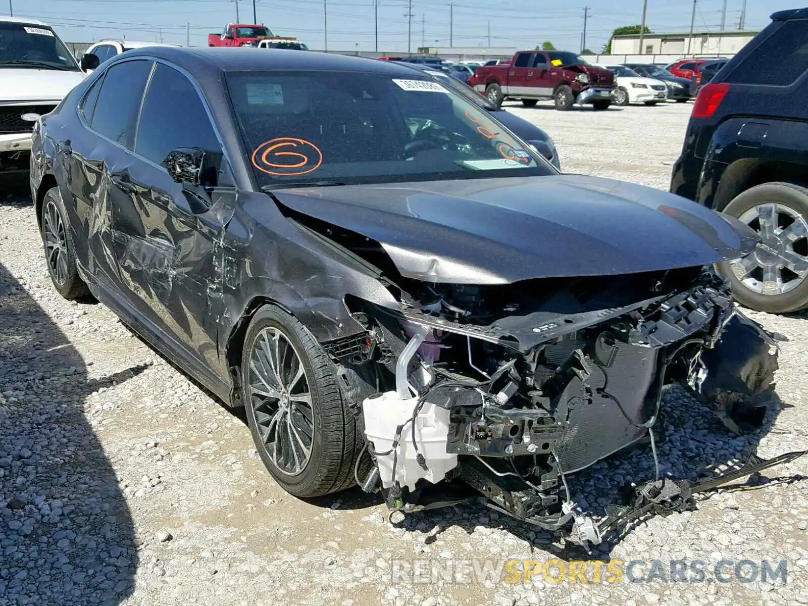 1 Photograph of a damaged car 4T1B11HK5KU759896 TOYOTA CAMRY 2019