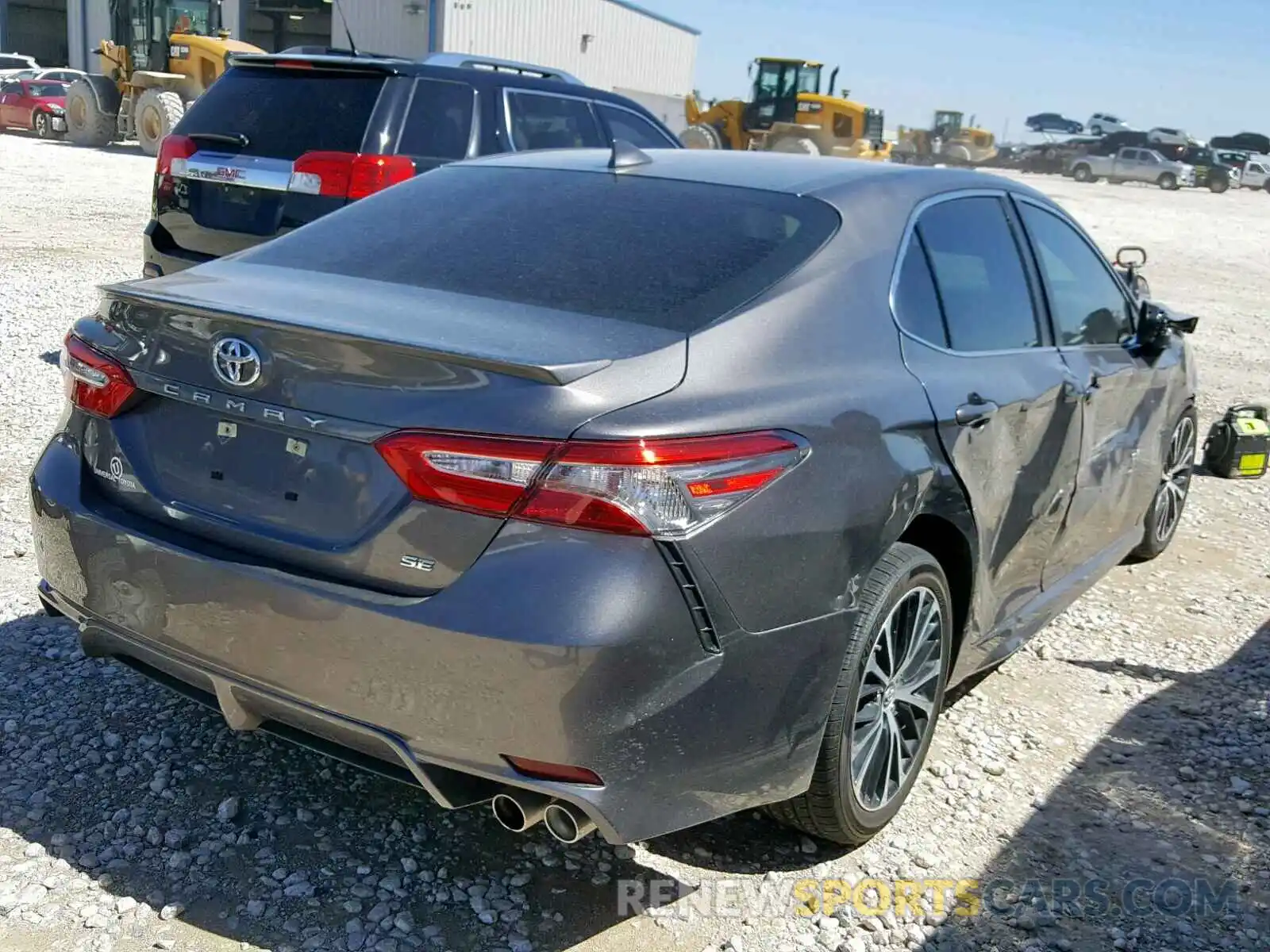 4 Фотография поврежденного автомобиля 4T1B11HK5KU759896 TOYOTA CAMRY 2019