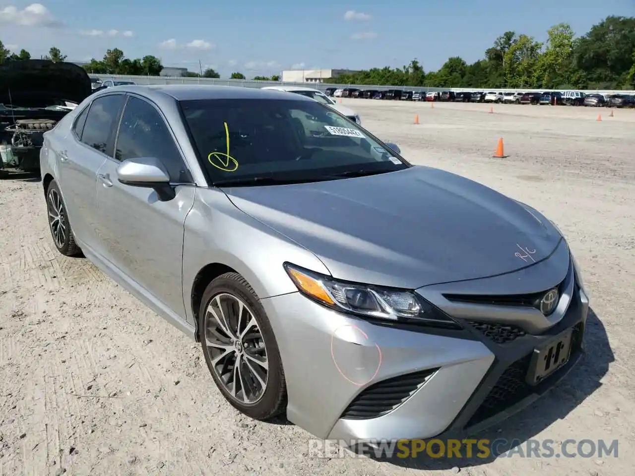 1 Photograph of a damaged car 4T1B11HK5KU760398 TOYOTA CAMRY 2019