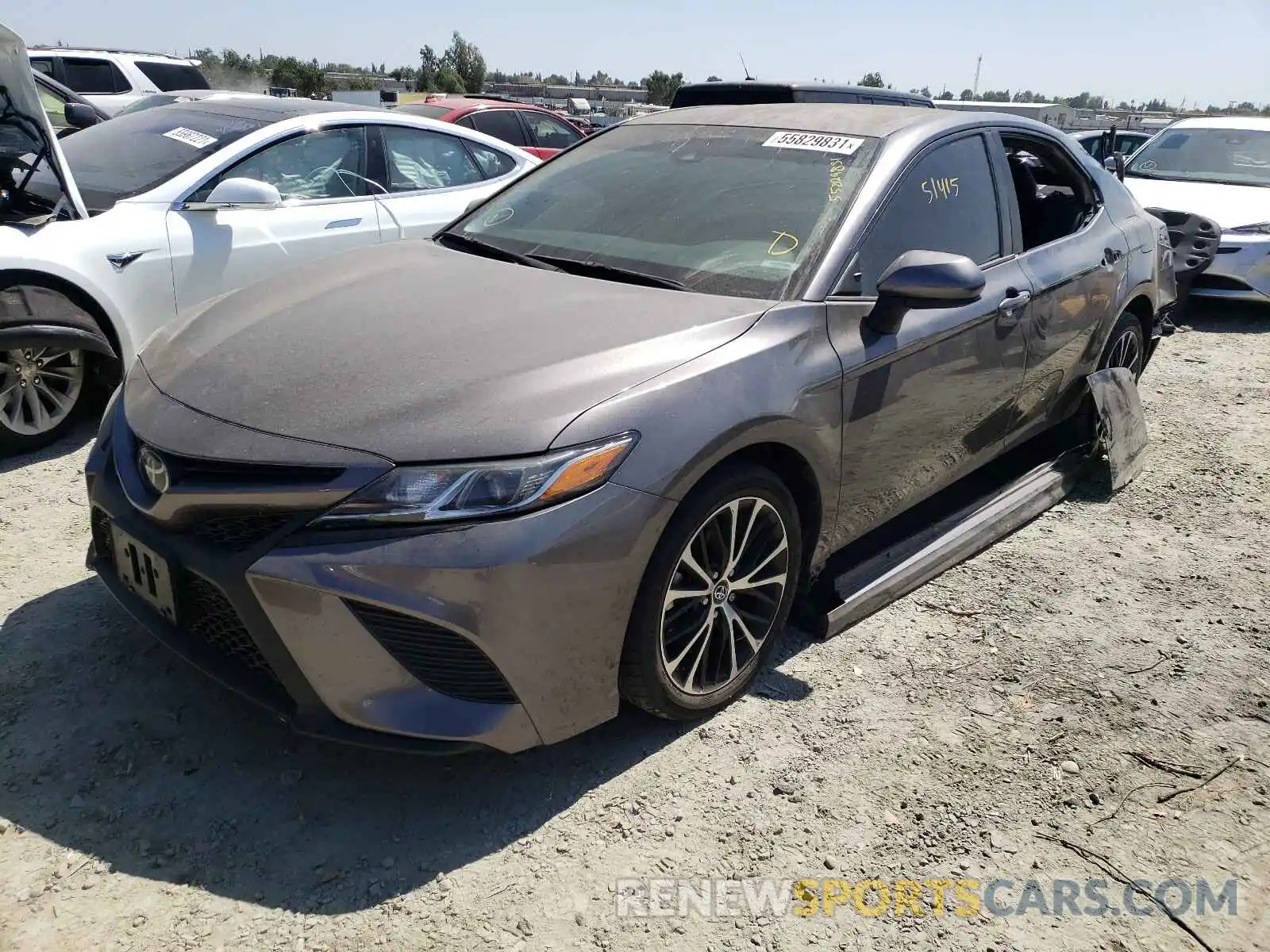 2 Photograph of a damaged car 4T1B11HK5KU760837 TOYOTA CAMRY 2019