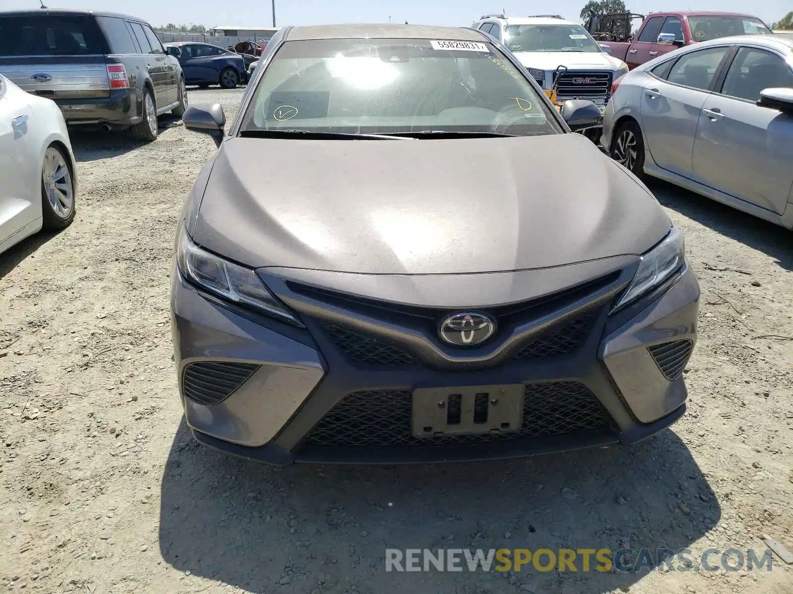 9 Photograph of a damaged car 4T1B11HK5KU760837 TOYOTA CAMRY 2019