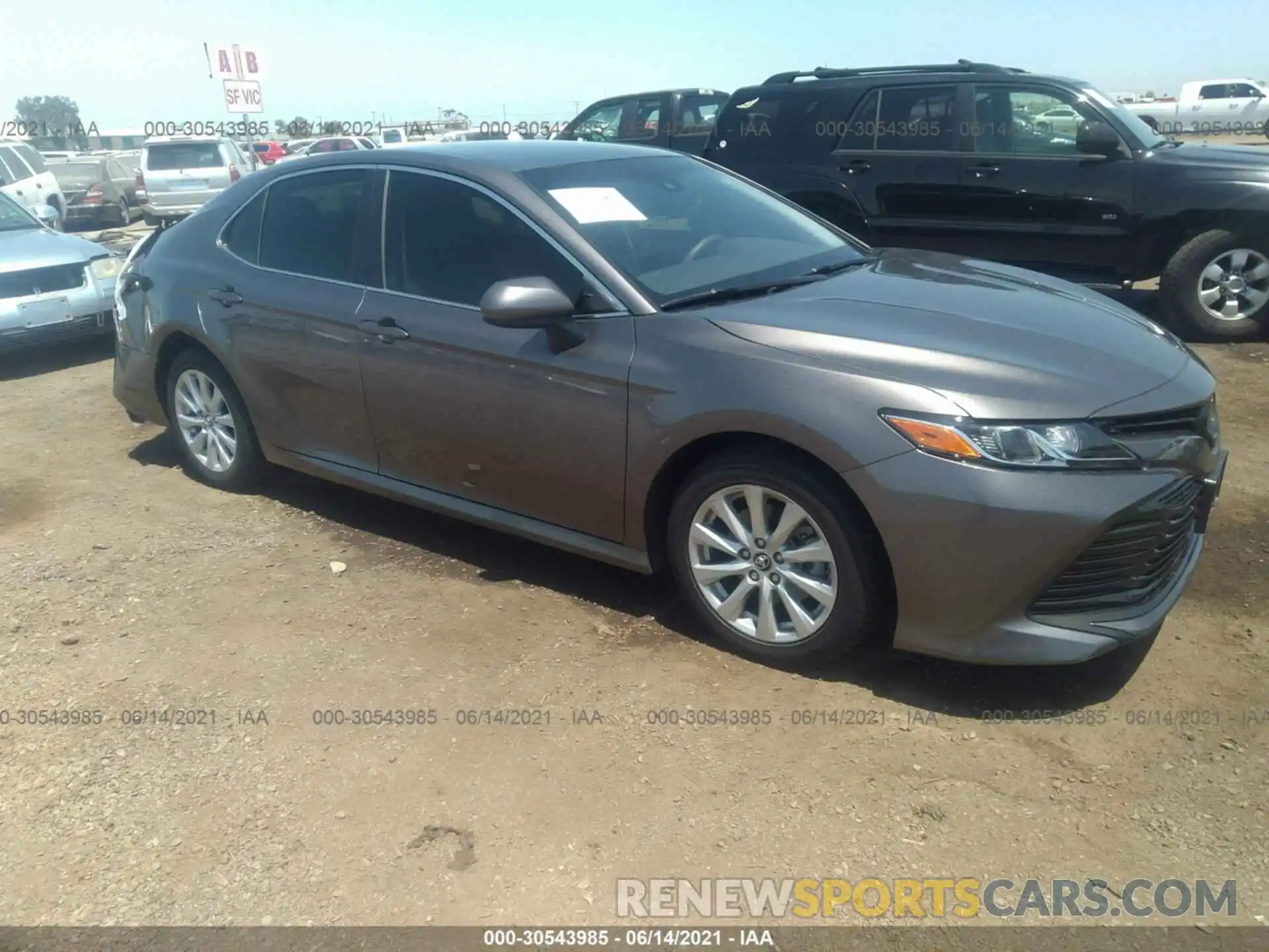 1 Photograph of a damaged car 4T1B11HK5KU761325 TOYOTA CAMRY 2019