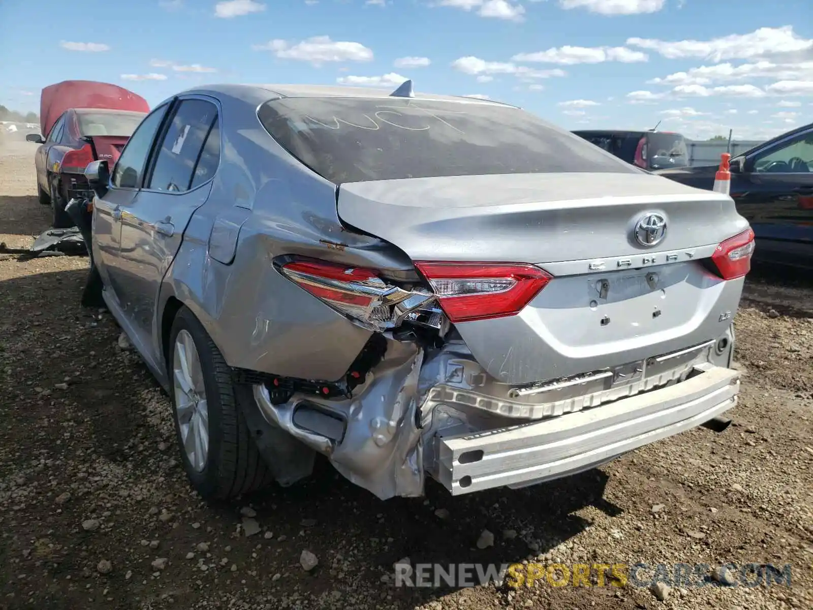 3 Photograph of a damaged car 4T1B11HK5KU762748 TOYOTA CAMRY 2019