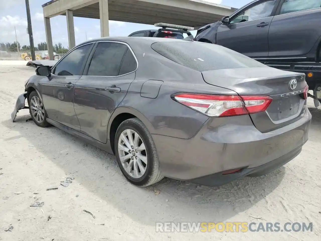 3 Photograph of a damaged car 4T1B11HK5KU763270 TOYOTA CAMRY 2019