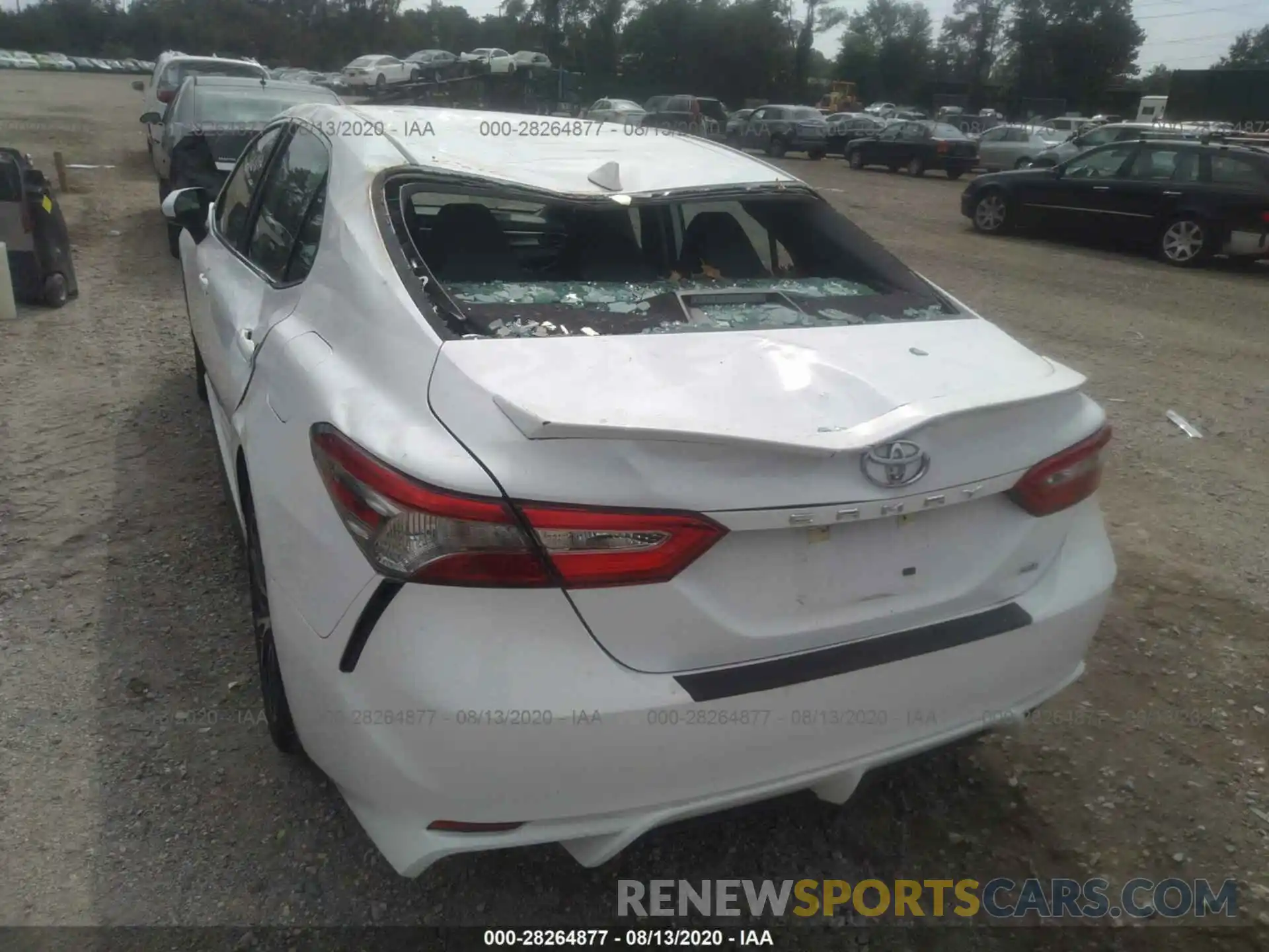 6 Photograph of a damaged car 4T1B11HK5KU763611 TOYOTA CAMRY 2019