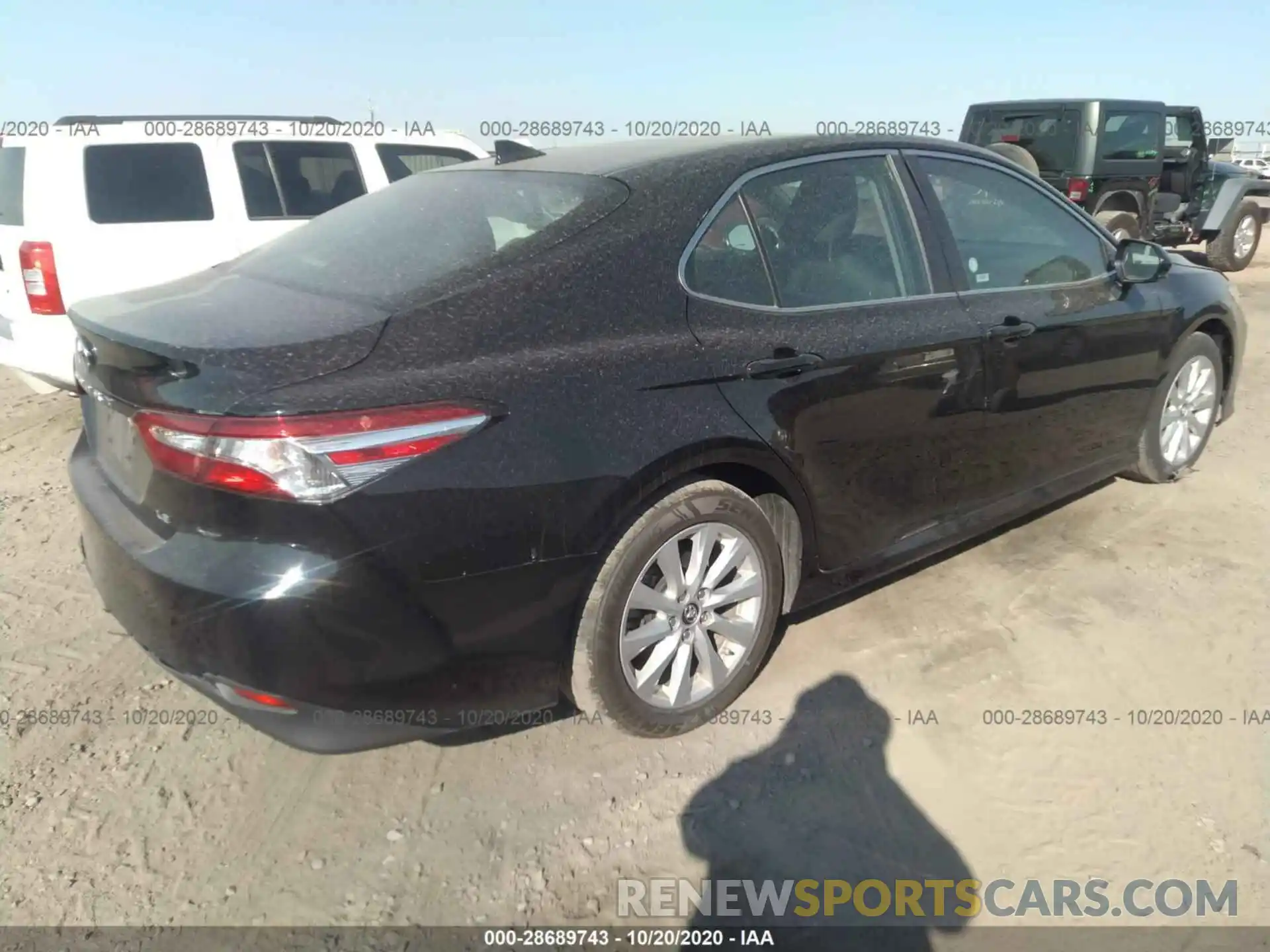 4 Photograph of a damaged car 4T1B11HK5KU765603 TOYOTA CAMRY 2019