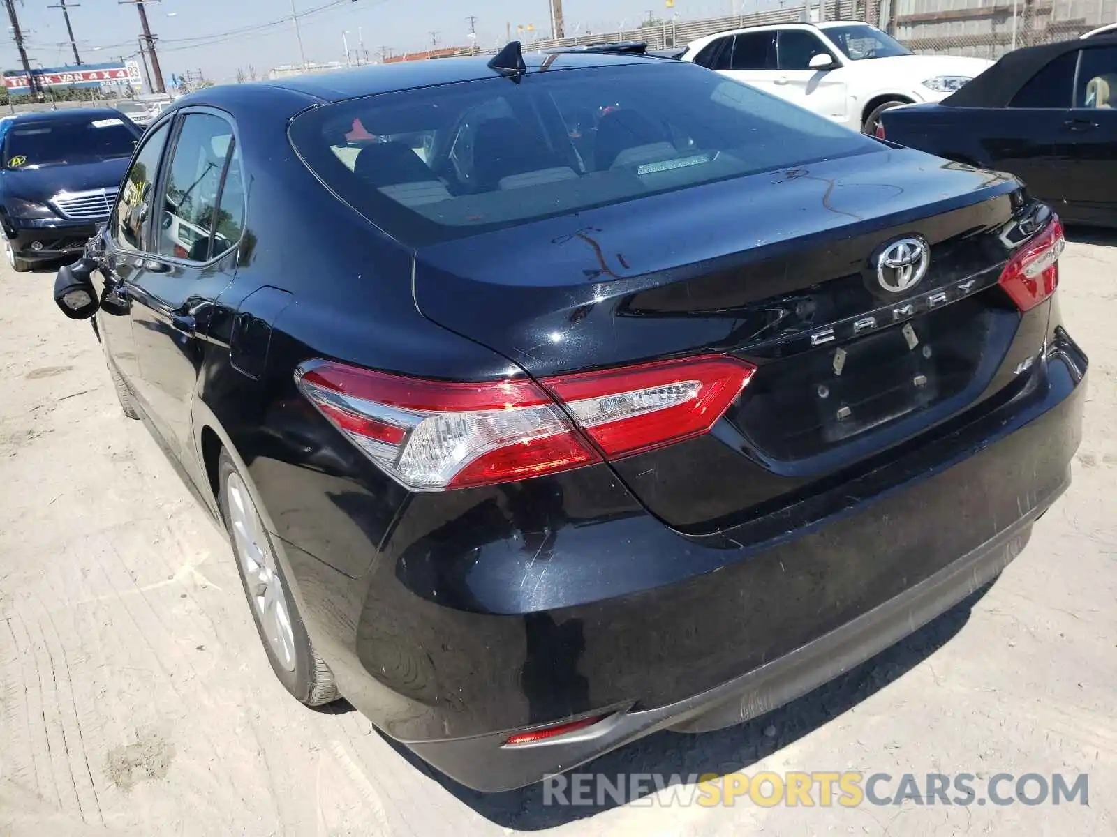 3 Photograph of a damaged car 4T1B11HK5KU766198 TOYOTA CAMRY 2019