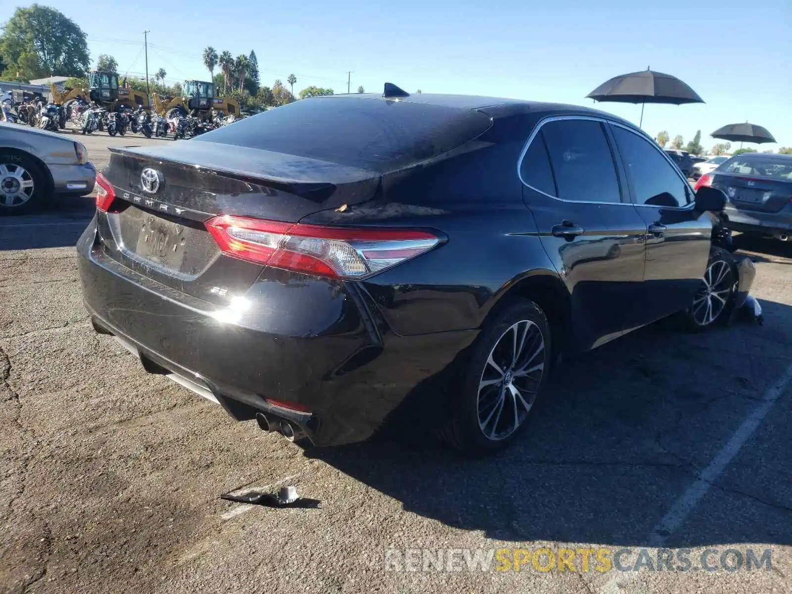 4 Photograph of a damaged car 4T1B11HK5KU766735 TOYOTA CAMRY 2019