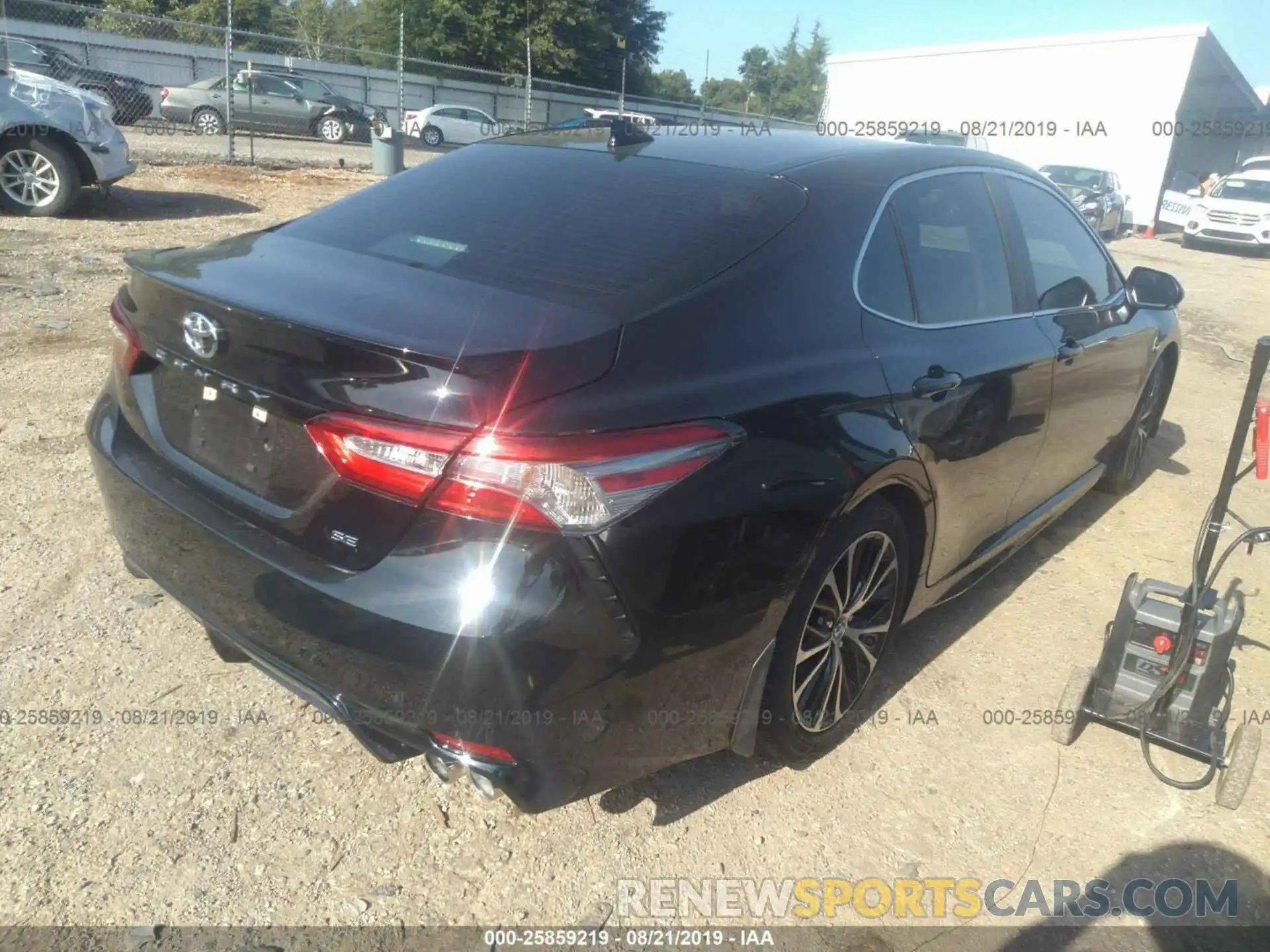 4 Photograph of a damaged car 4T1B11HK5KU766802 TOYOTA CAMRY 2019