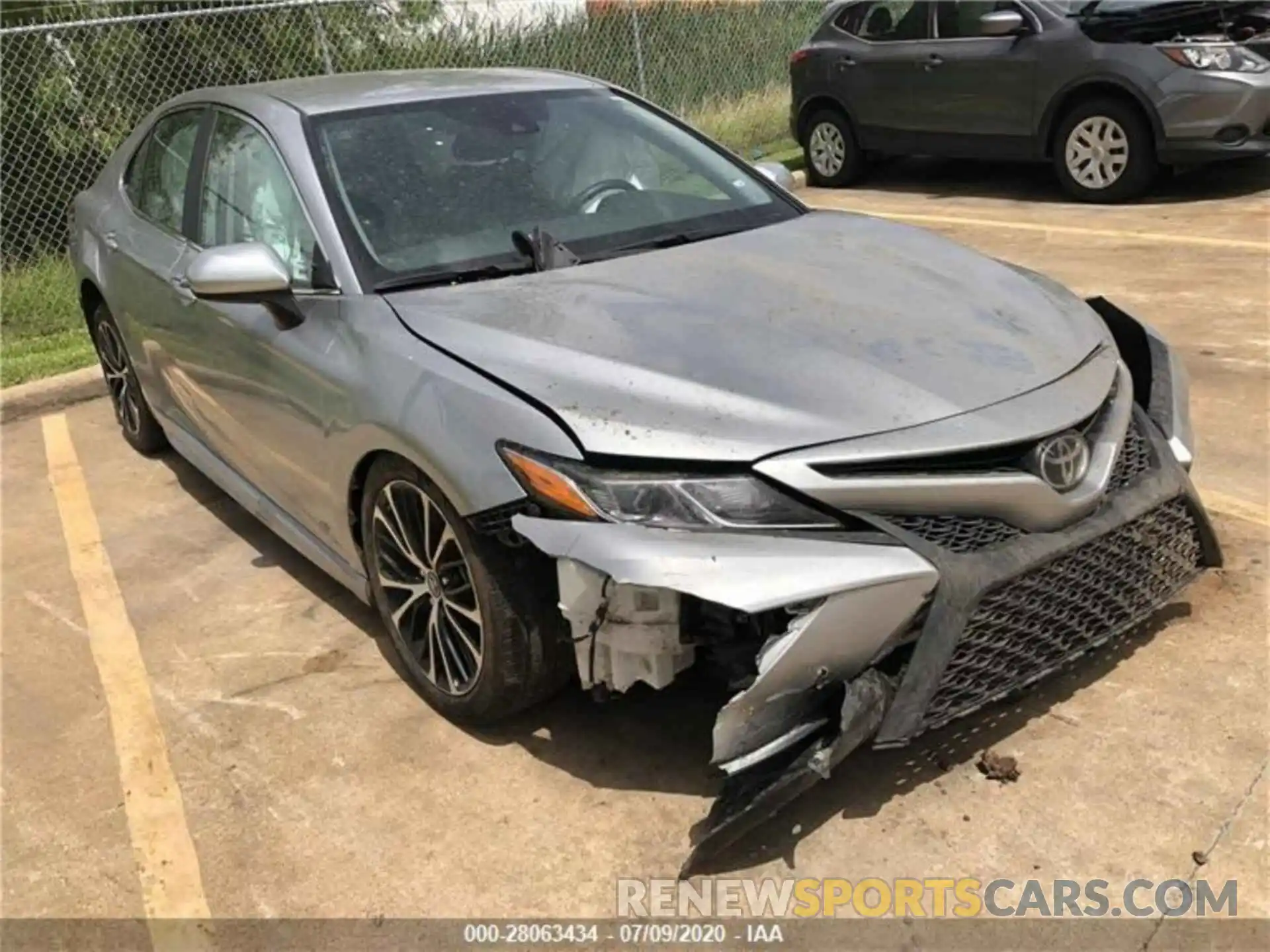 5 Photograph of a damaged car 4T1B11HK5KU768534 TOYOTA CAMRY 2019