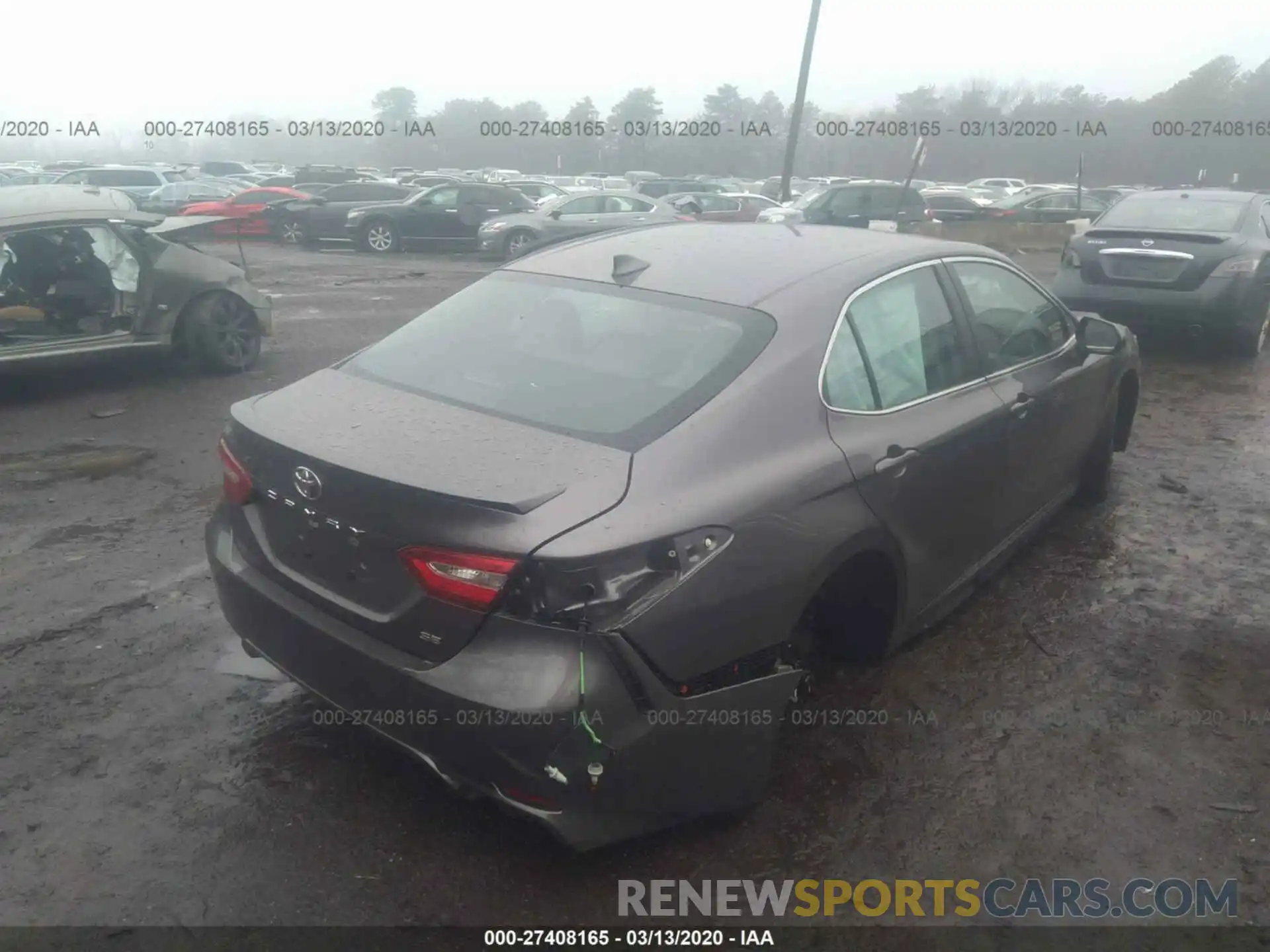 4 Photograph of a damaged car 4T1B11HK5KU769912 TOYOTA CAMRY 2019