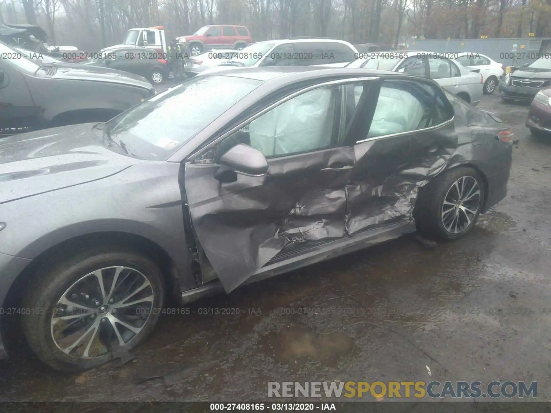 6 Photograph of a damaged car 4T1B11HK5KU769912 TOYOTA CAMRY 2019