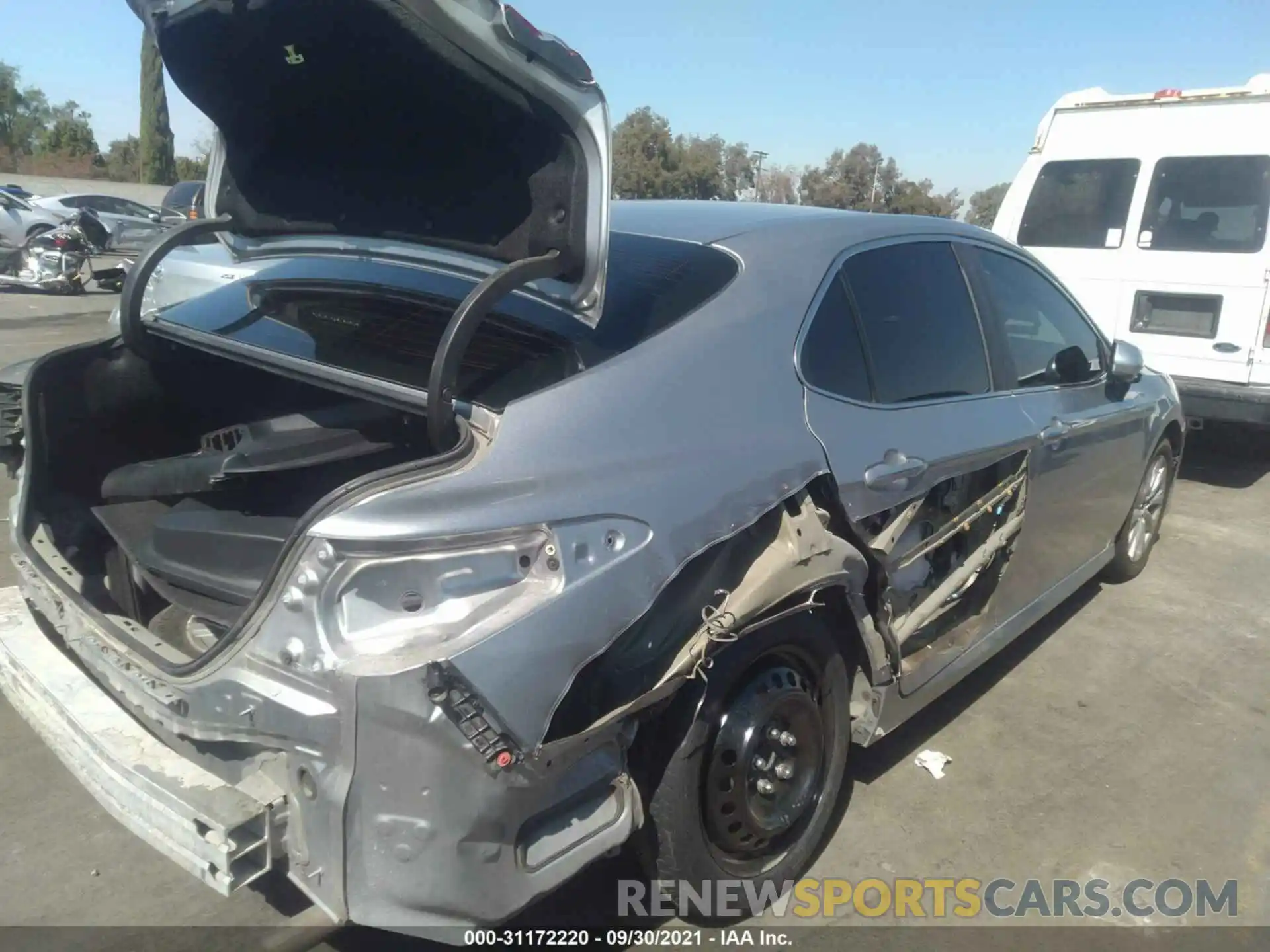 4 Photograph of a damaged car 4T1B11HK5KU770669 TOYOTA CAMRY 2019