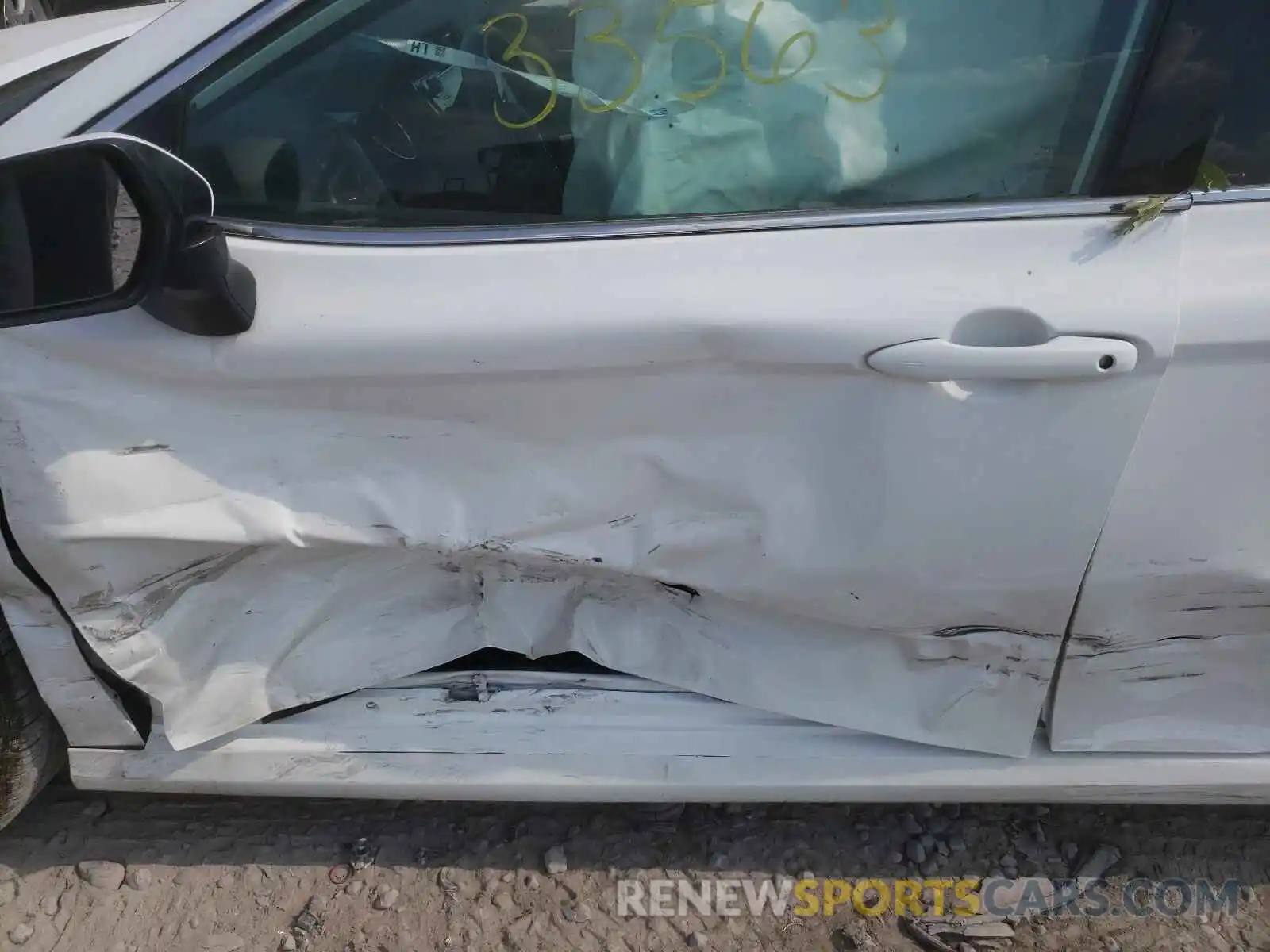 10 Photograph of a damaged car 4T1B11HK5KU771904 TOYOTA CAMRY 2019