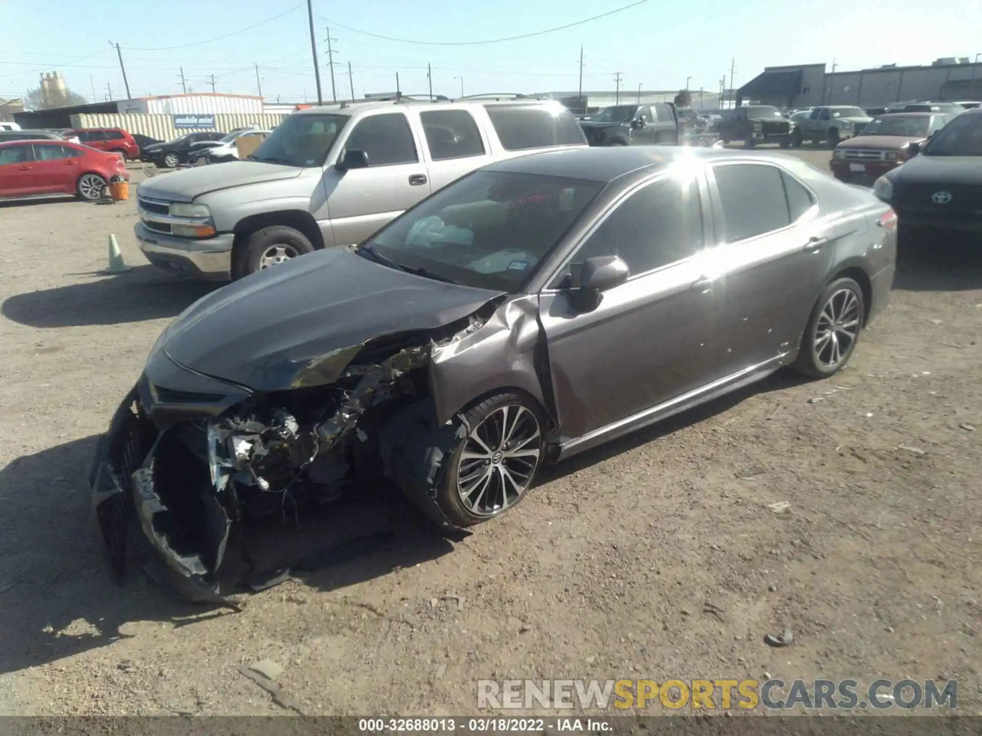 2 Photograph of a damaged car 4T1B11HK5KU772177 TOYOTA CAMRY 2019