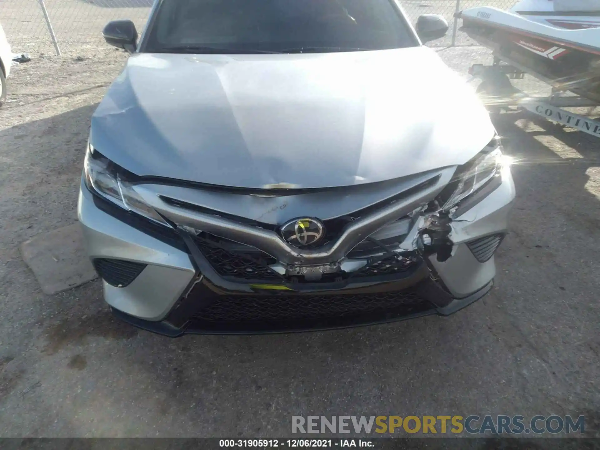 6 Photograph of a damaged car 4T1B11HK5KU772597 TOYOTA CAMRY 2019