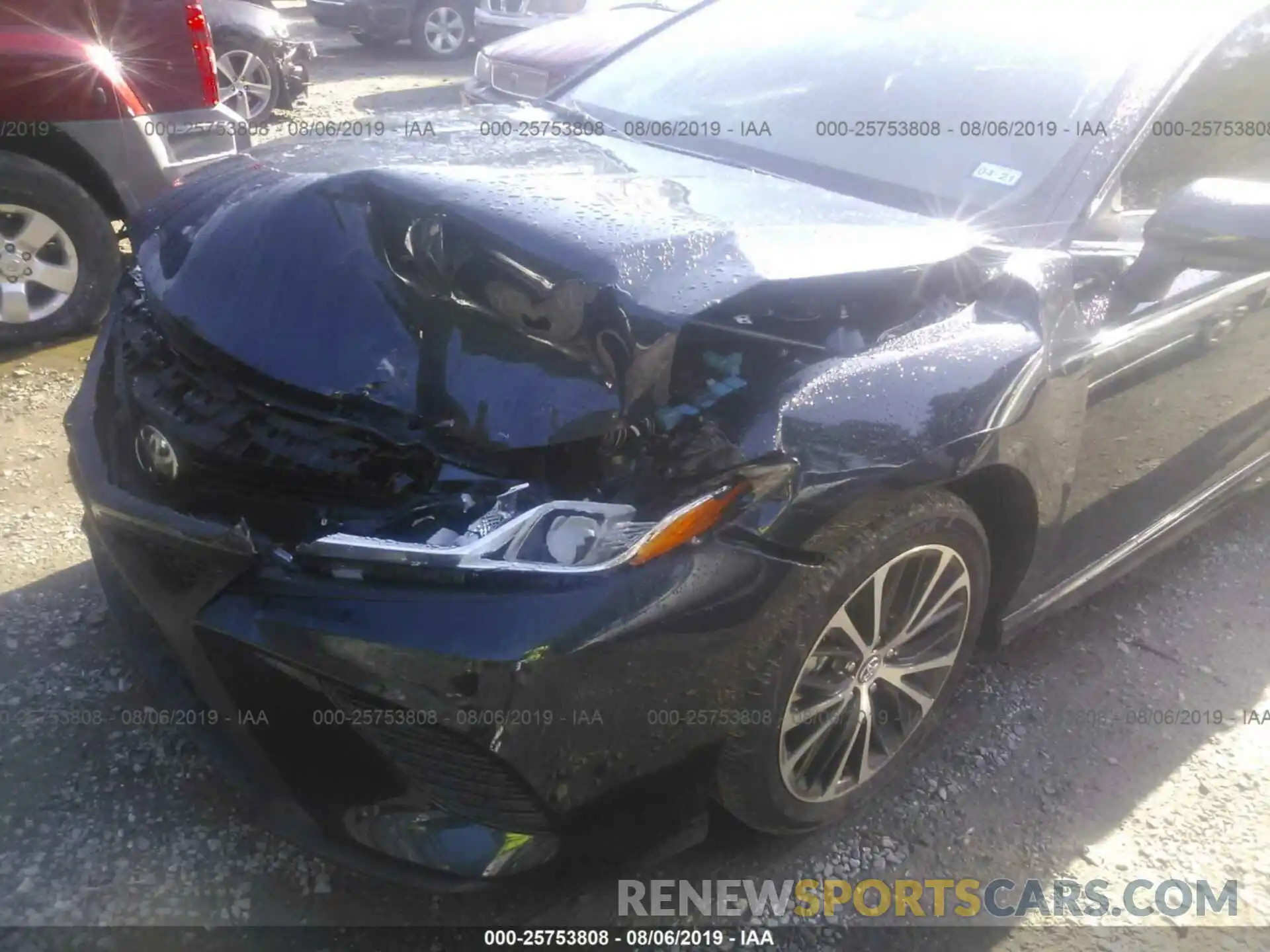 6 Photograph of a damaged car 4T1B11HK5KU773085 TOYOTA CAMRY 2019