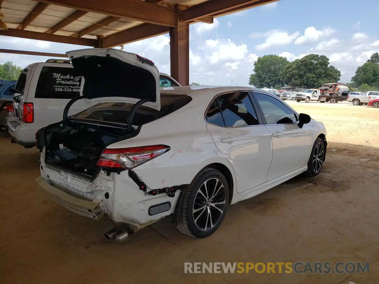 4 Photograph of a damaged car 4T1B11HK5KU777184 TOYOTA CAMRY 2019