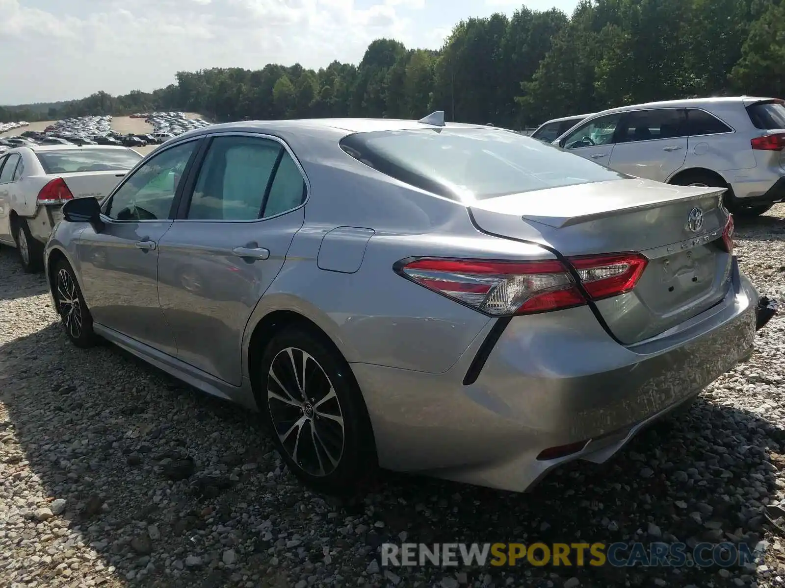 3 Photograph of a damaged car 4T1B11HK5KU777251 TOYOTA CAMRY 2019