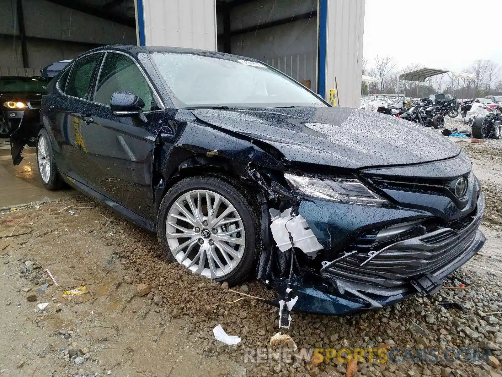 1 Photograph of a damaged car 4T1B11HK5KU777623 TOYOTA CAMRY 2019