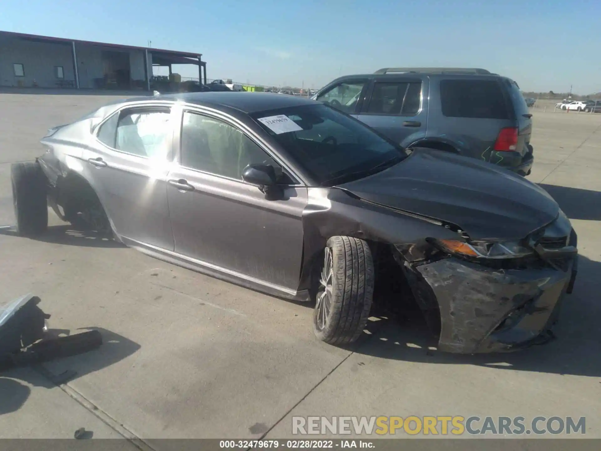 1 Photograph of a damaged car 4T1B11HK5KU777671 TOYOTA CAMRY 2019