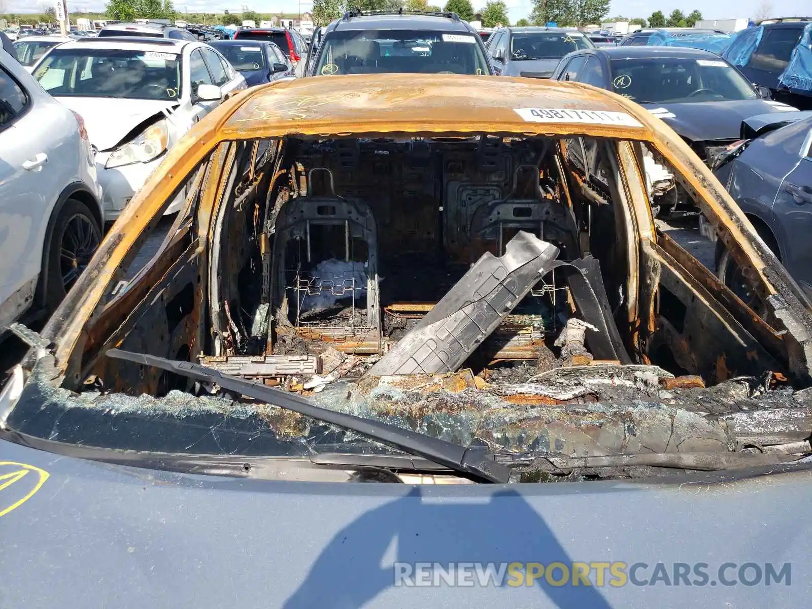 10 Photograph of a damaged car 4T1B11HK5KU778562 TOYOTA CAMRY 2019