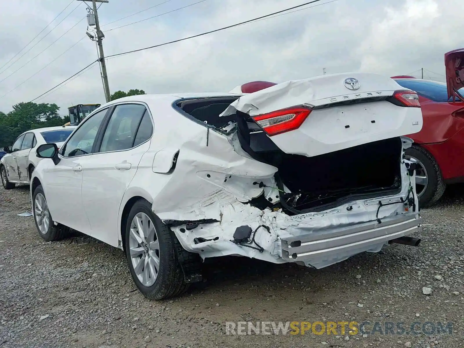 3 Photograph of a damaged car 4T1B11HK5KU780473 TOYOTA CAMRY 2019