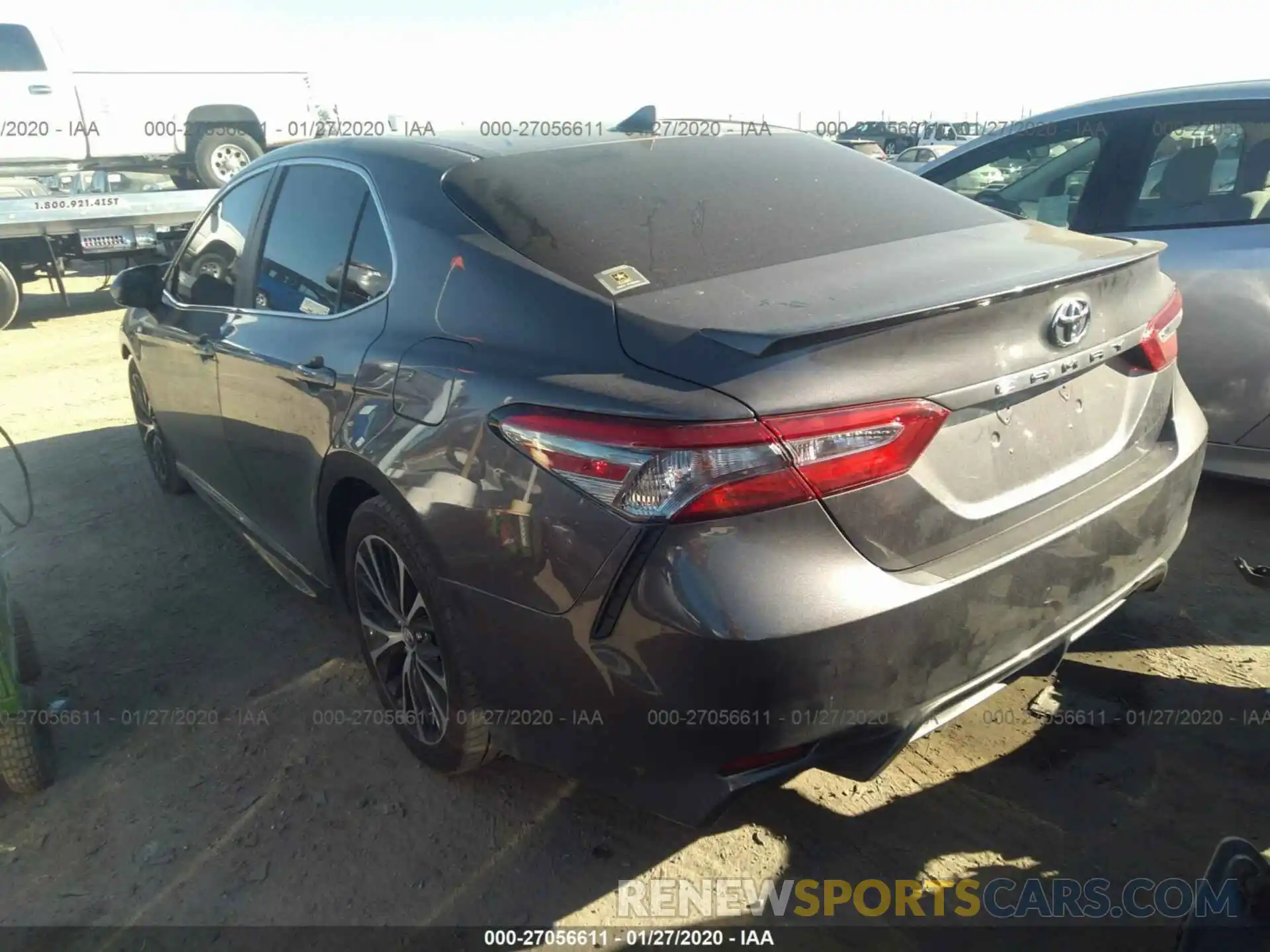 3 Photograph of a damaged car 4T1B11HK5KU781381 TOYOTA CAMRY 2019