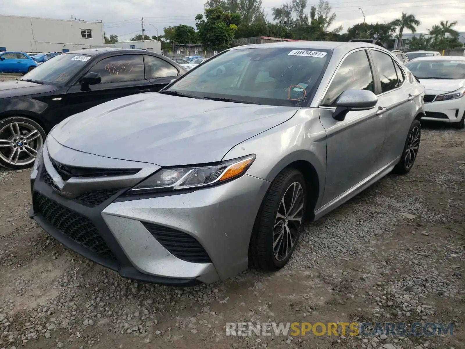 2 Photograph of a damaged car 4T1B11HK5KU781803 TOYOTA CAMRY 2019