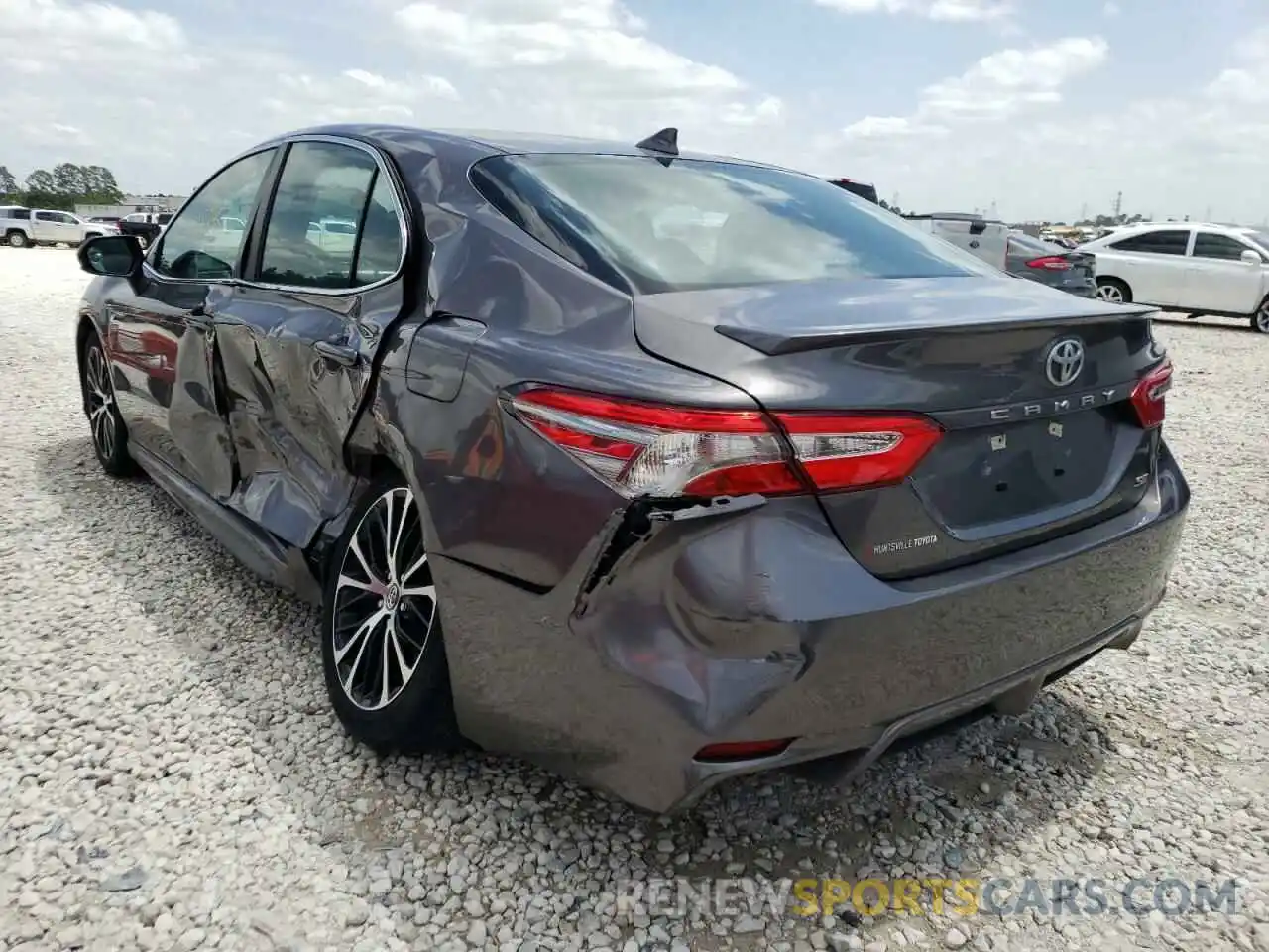 3 Фотография поврежденного автомобиля 4T1B11HK5KU782482 TOYOTA CAMRY 2019