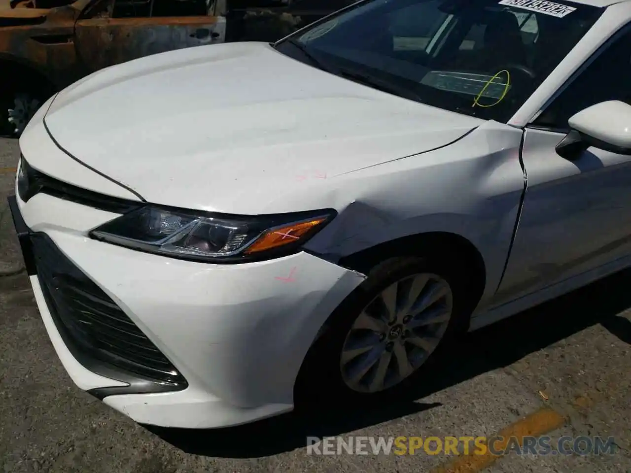 9 Photograph of a damaged car 4T1B11HK5KU783549 TOYOTA CAMRY 2019