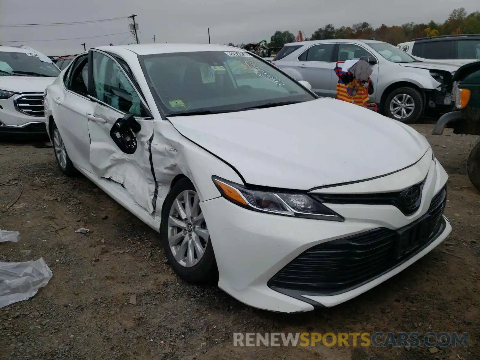 1 Photograph of a damaged car 4T1B11HK5KU790159 TOYOTA CAMRY 2019