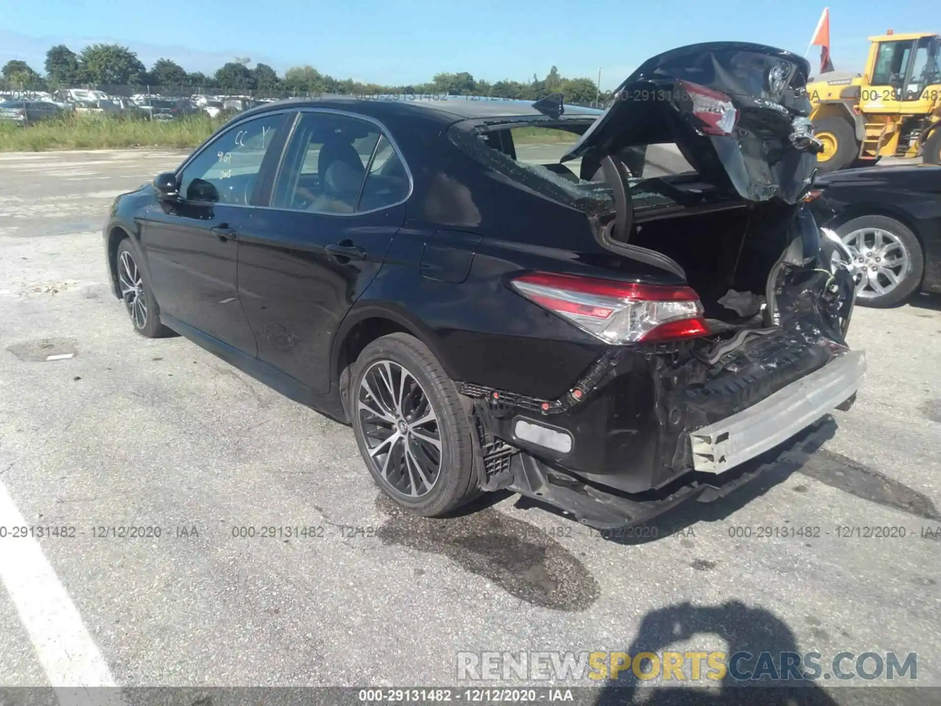 3 Photograph of a damaged car 4T1B11HK5KU792543 TOYOTA CAMRY 2019