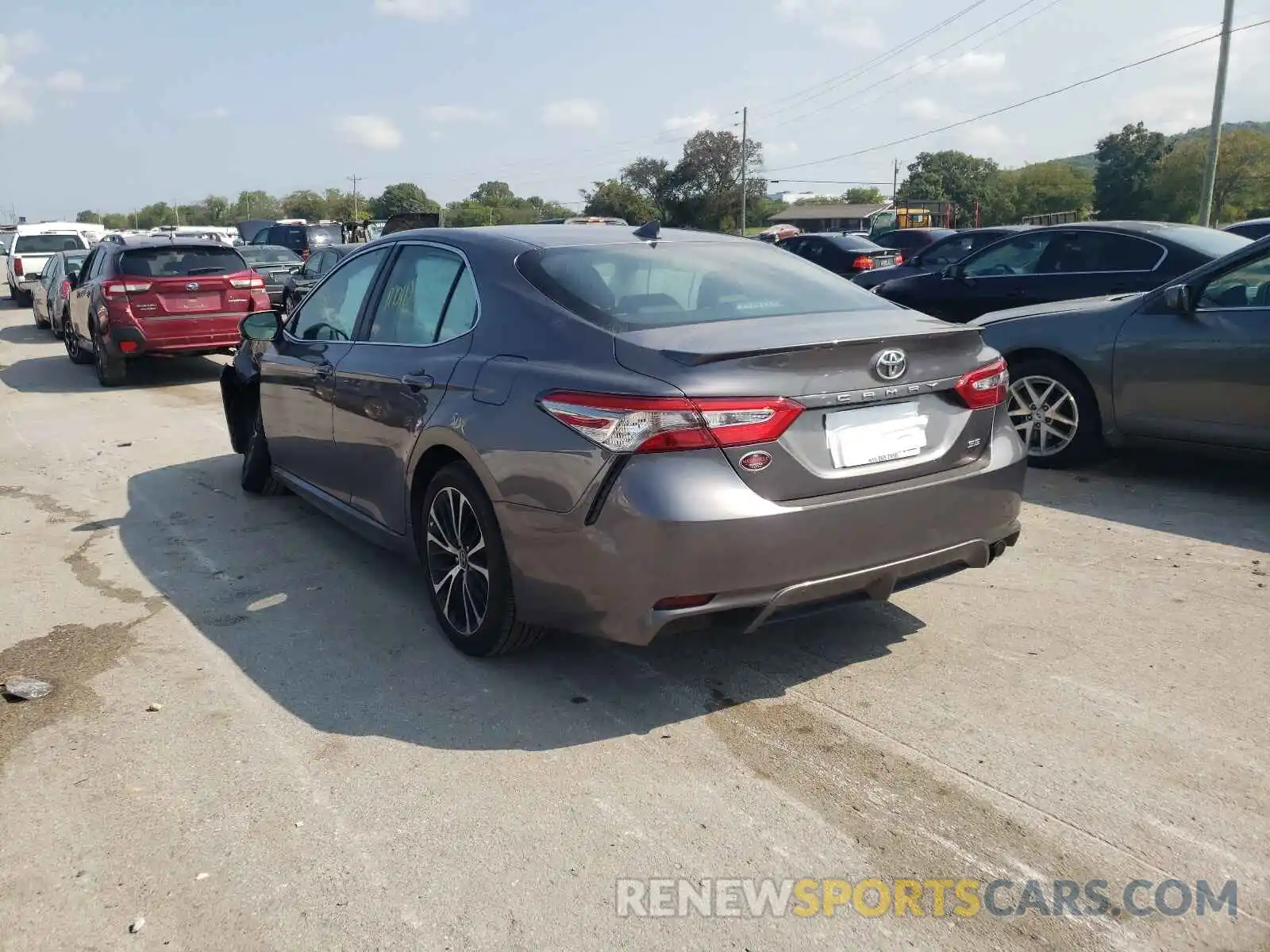 3 Photograph of a damaged car 4T1B11HK5KU796477 TOYOTA CAMRY 2019