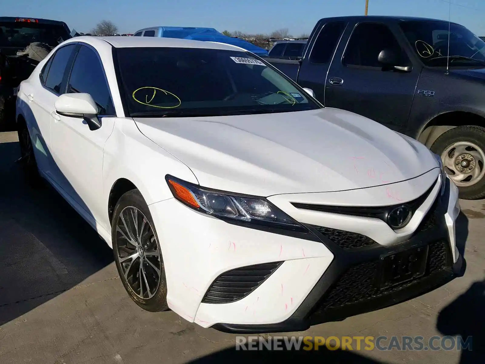 1 Photograph of a damaged car 4T1B11HK5KU797774 TOYOTA CAMRY 2019