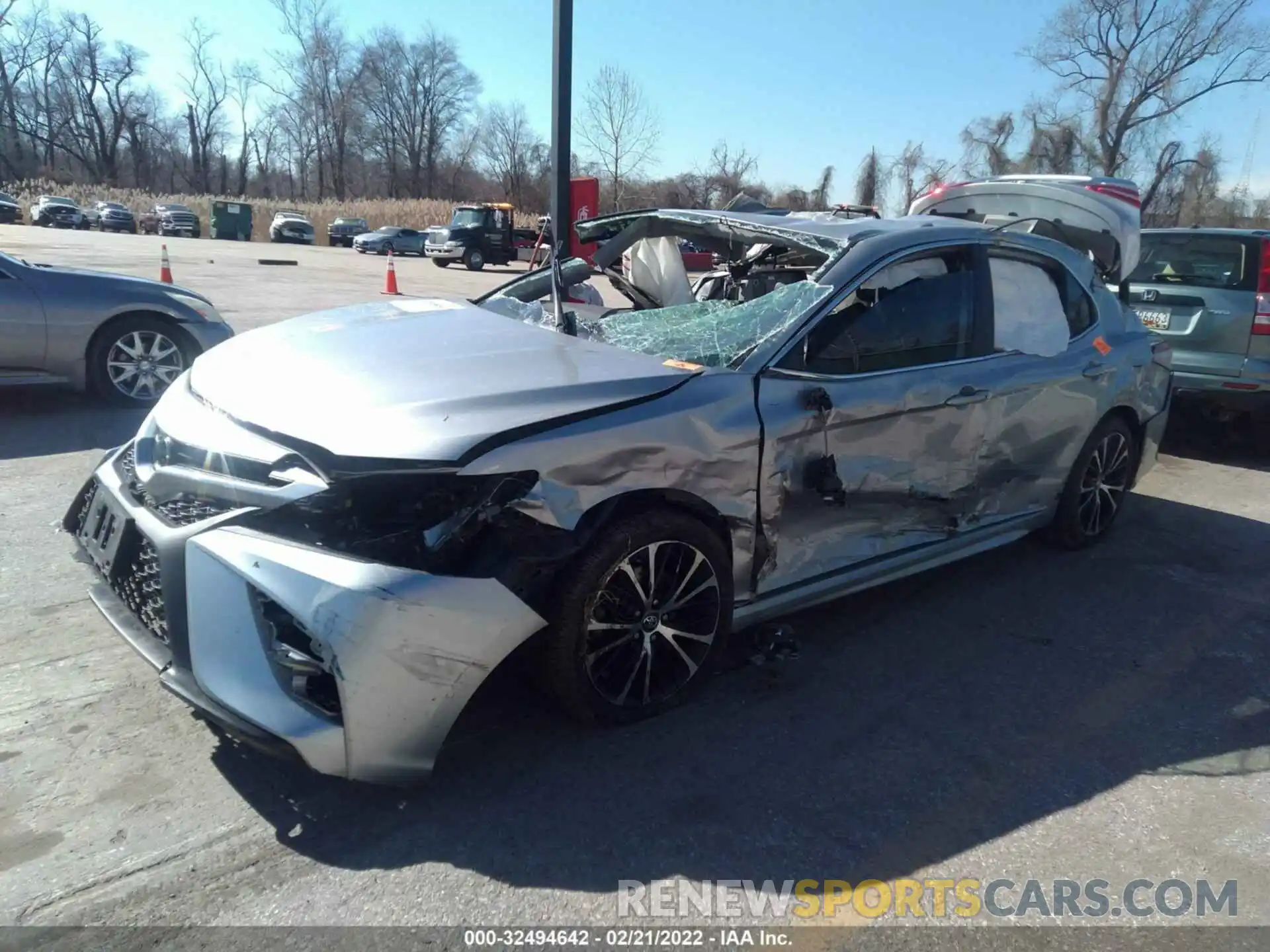 2 Photograph of a damaged car 4T1B11HK5KU798004 TOYOTA CAMRY 2019