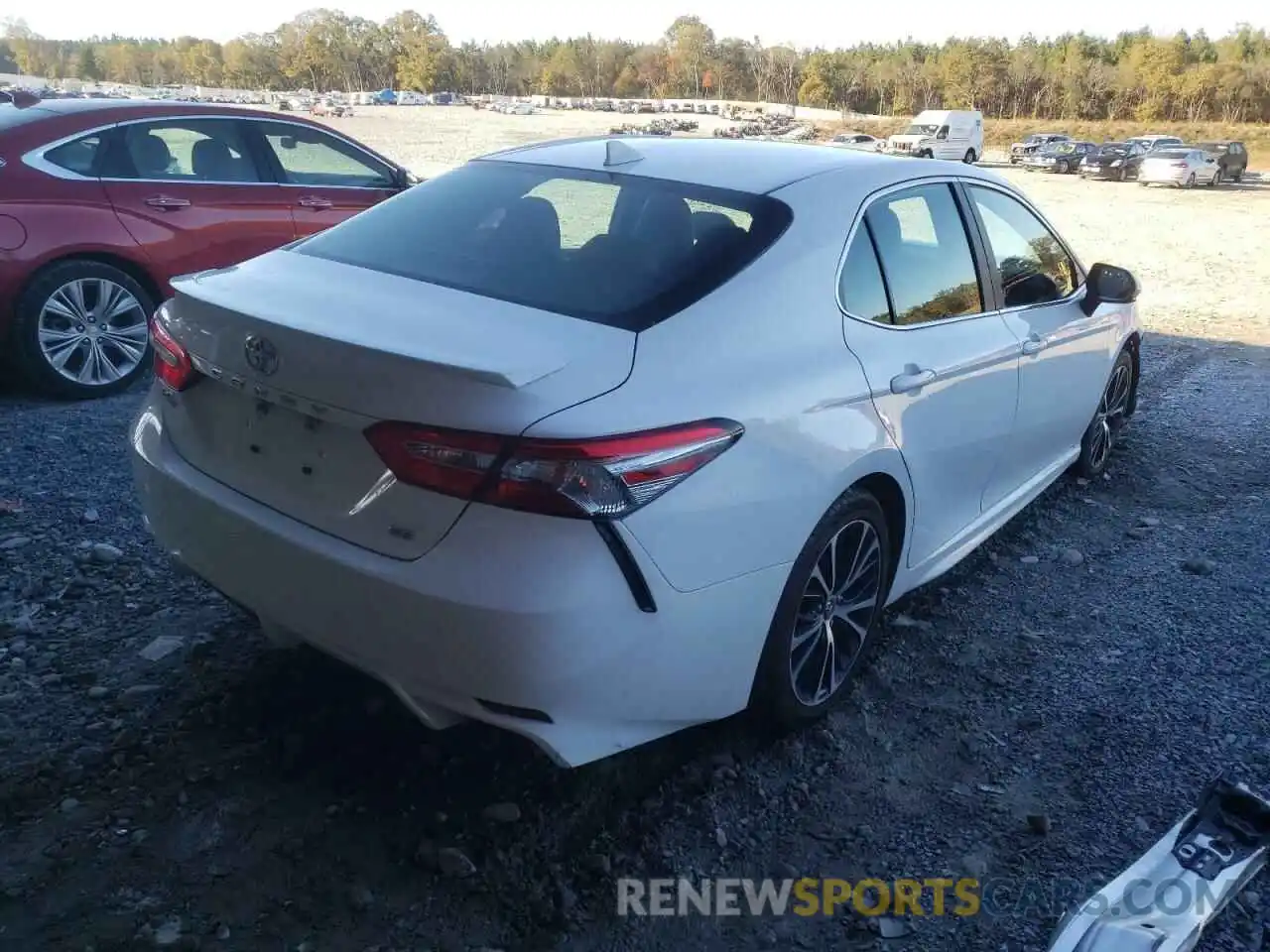 4 Photograph of a damaged car 4T1B11HK5KU798651 TOYOTA CAMRY 2019