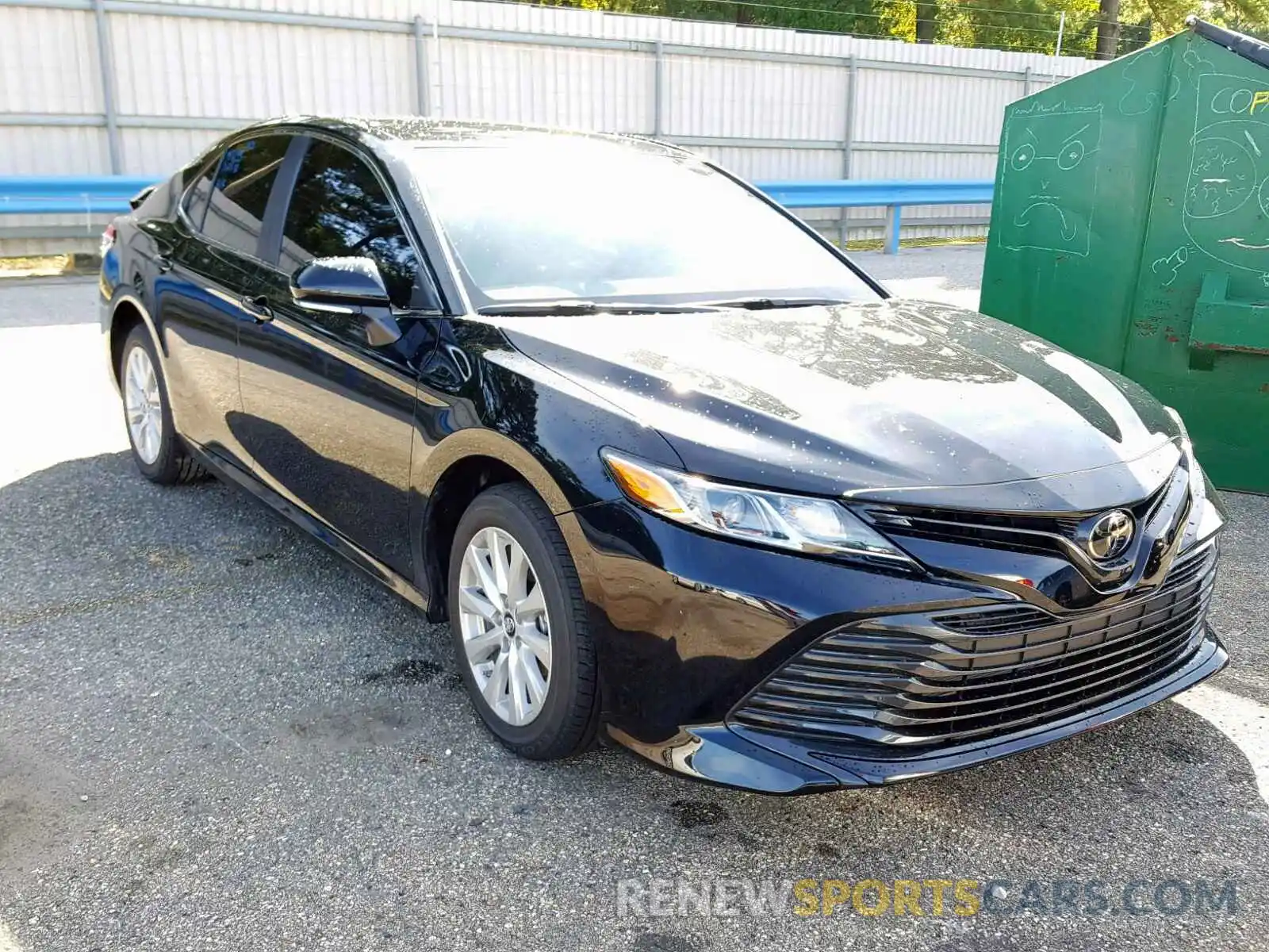 1 Photograph of a damaged car 4T1B11HK5KU798939 TOYOTA CAMRY 2019