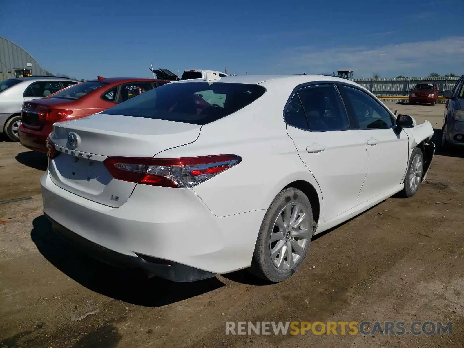 4 Photograph of a damaged car 4T1B11HK5KU800172 TOYOTA CAMRY 2019