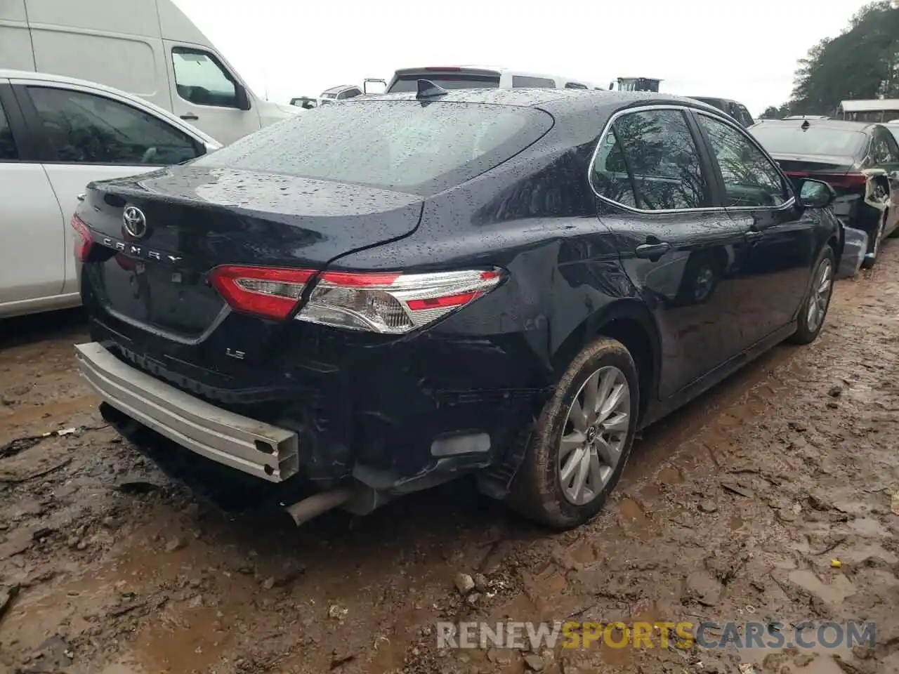 4 Photograph of a damaged car 4T1B11HK5KU800771 TOYOTA CAMRY 2019