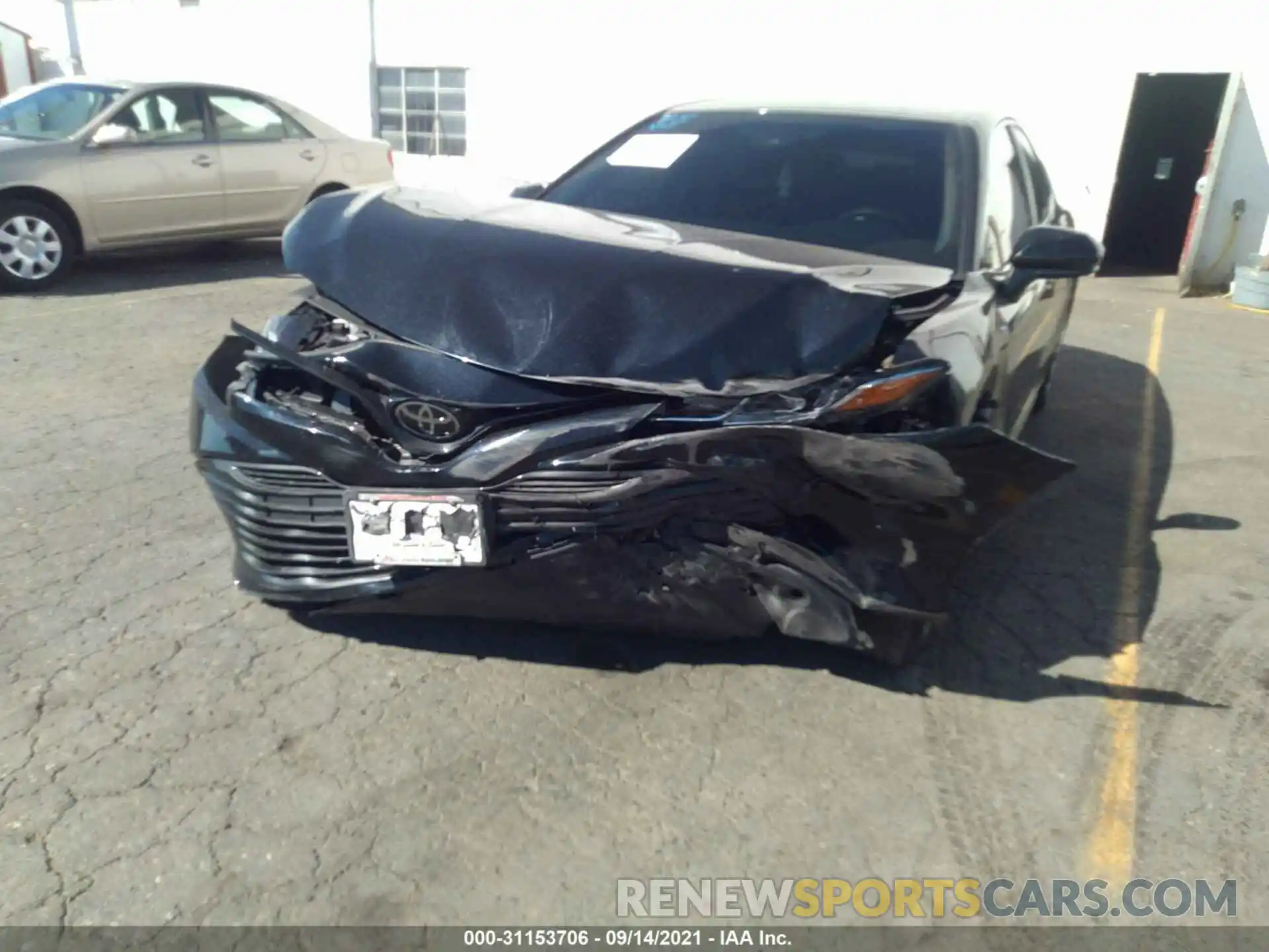 6 Photograph of a damaged car 4T1B11HK5KU801273 TOYOTA CAMRY 2019