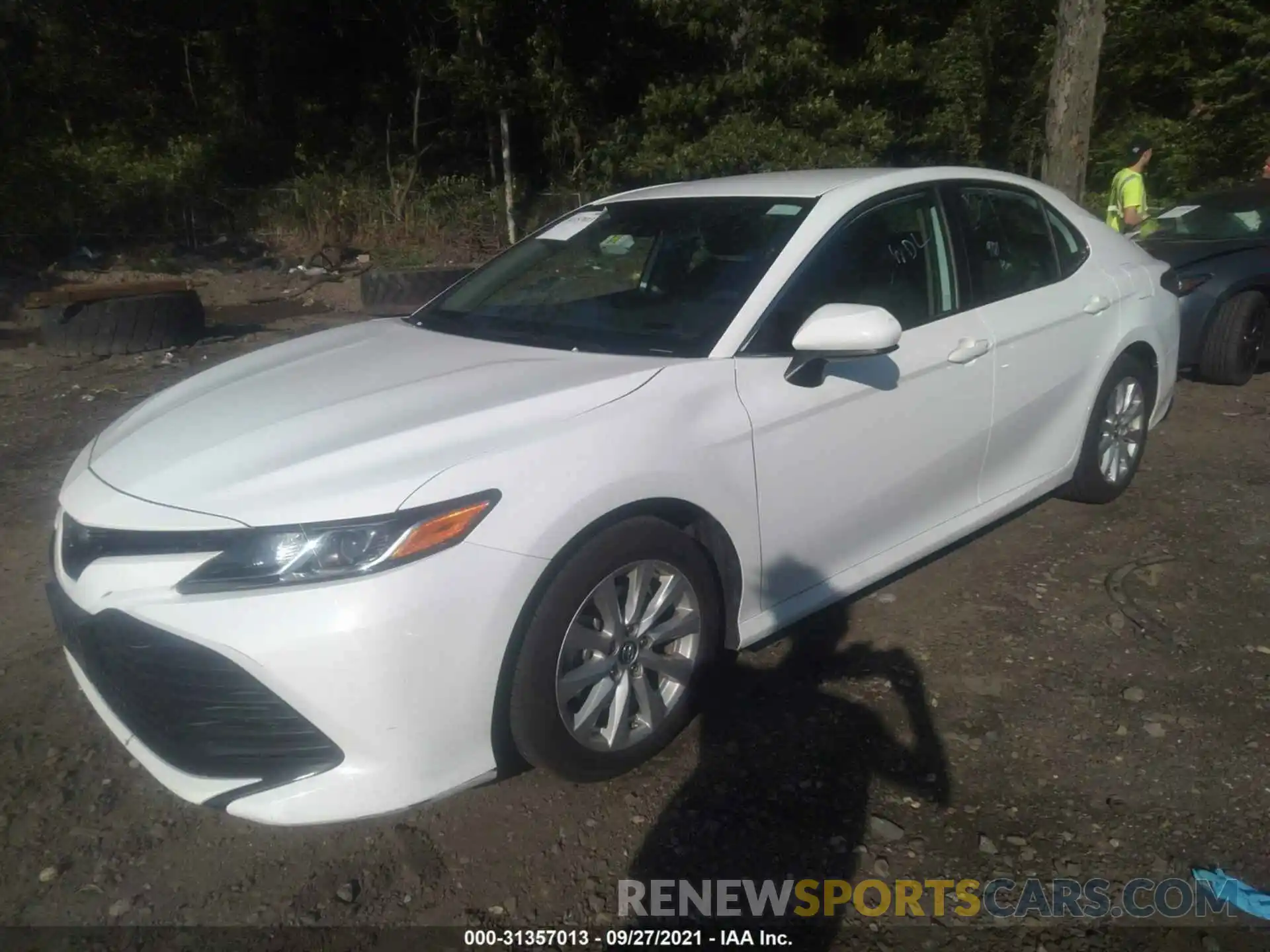 2 Photograph of a damaged car 4T1B11HK5KU801631 TOYOTA CAMRY 2019