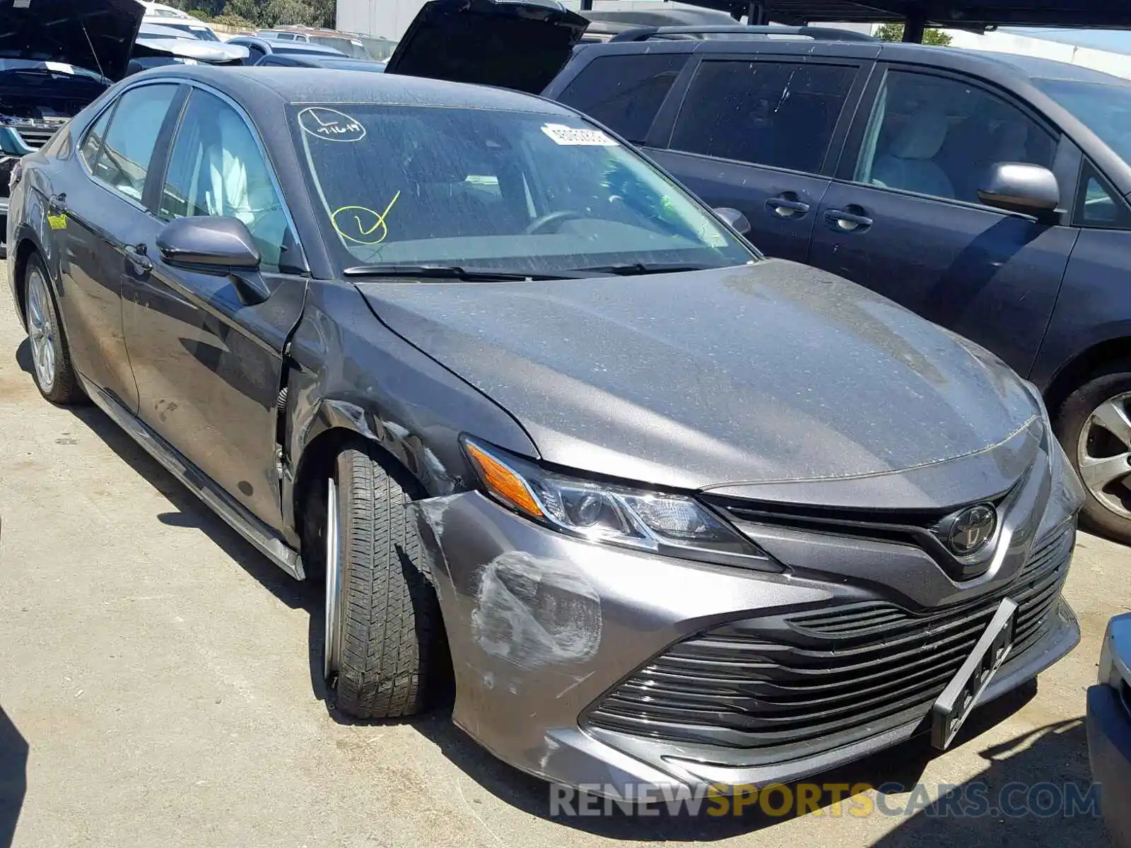 1 Photograph of a damaged car 4T1B11HK5KU801662 TOYOTA CAMRY 2019