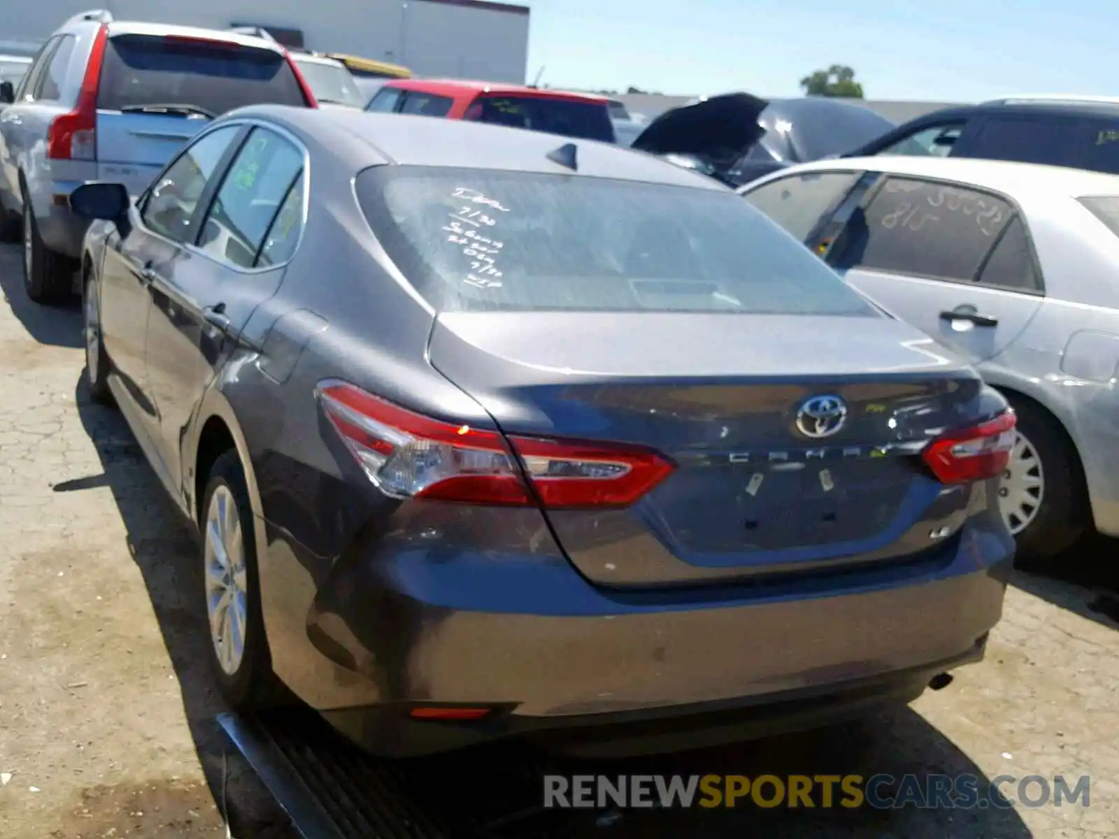 3 Photograph of a damaged car 4T1B11HK5KU801662 TOYOTA CAMRY 2019