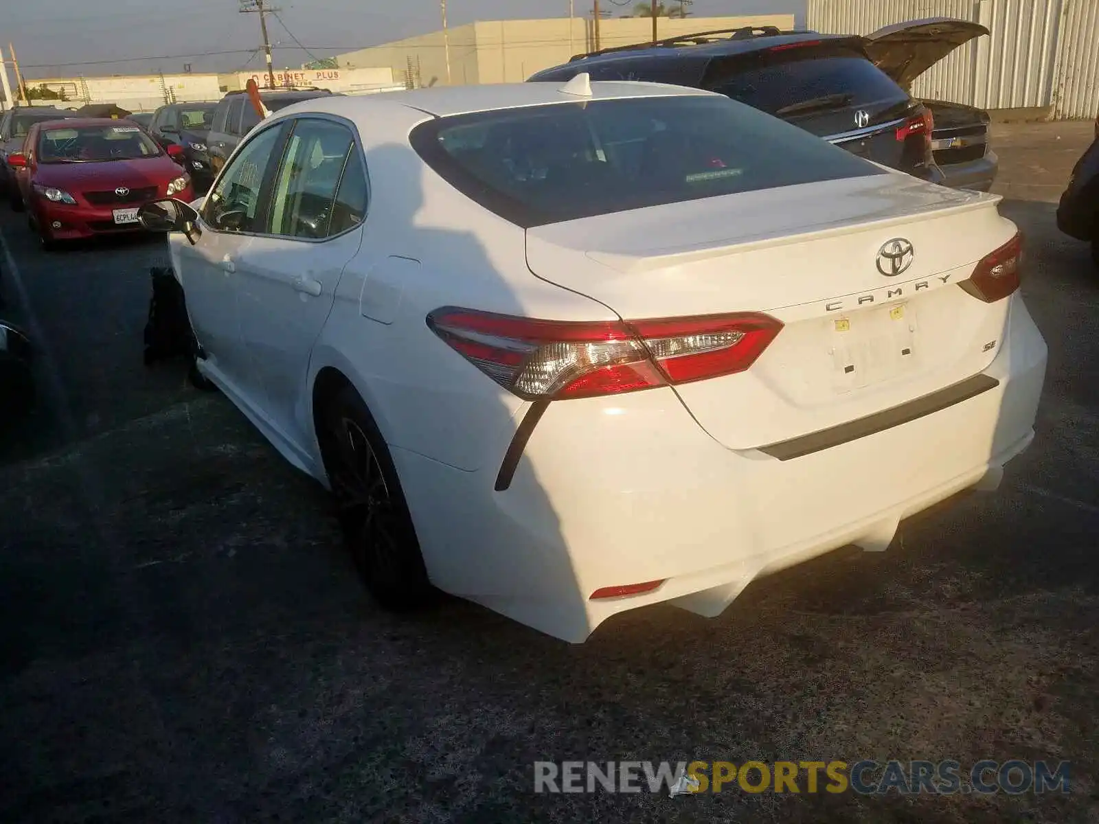 3 Photograph of a damaged car 4T1B11HK5KU801872 TOYOTA CAMRY 2019