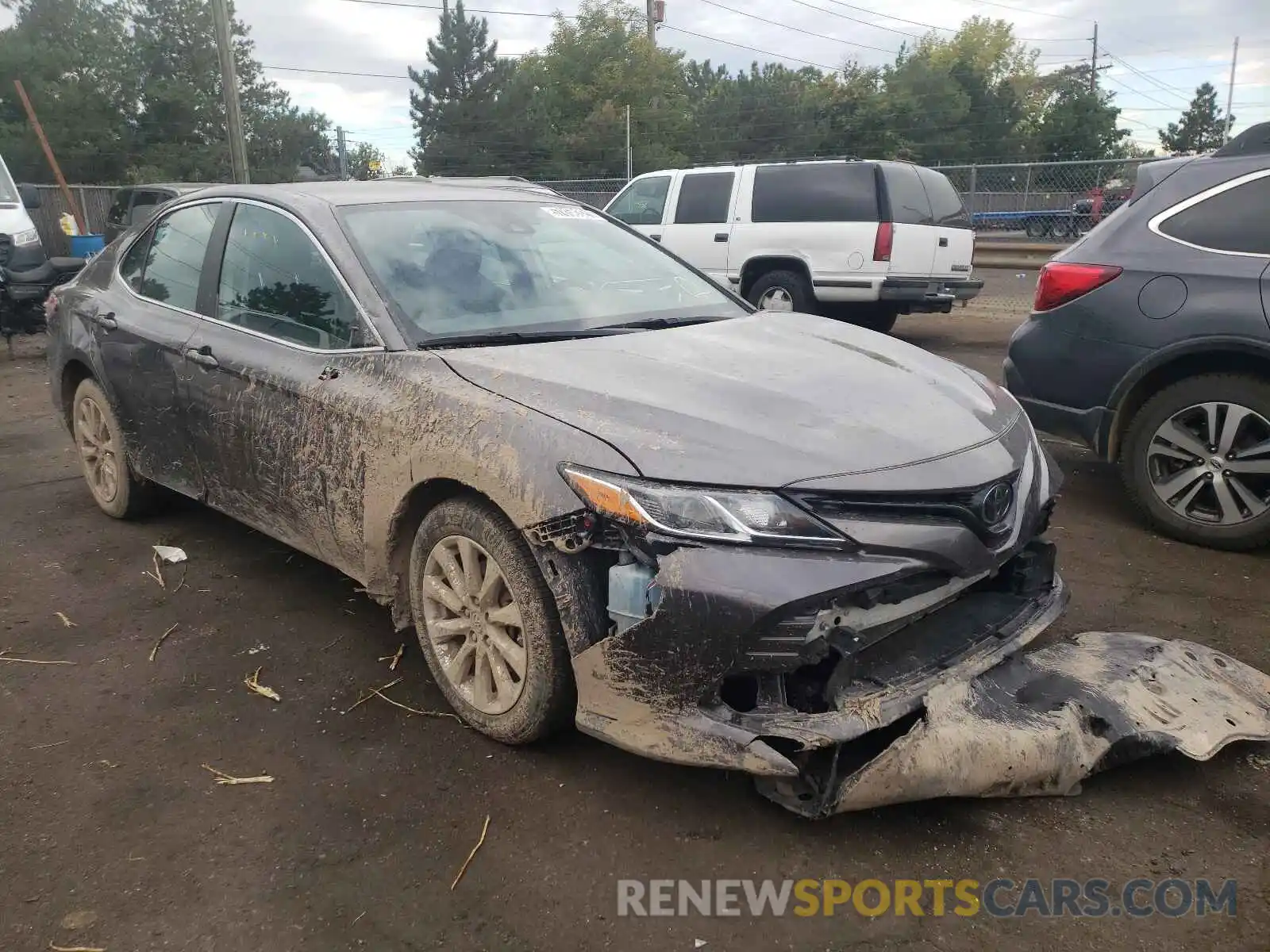 1 Photograph of a damaged car 4T1B11HK5KU805730 TOYOTA CAMRY 2019