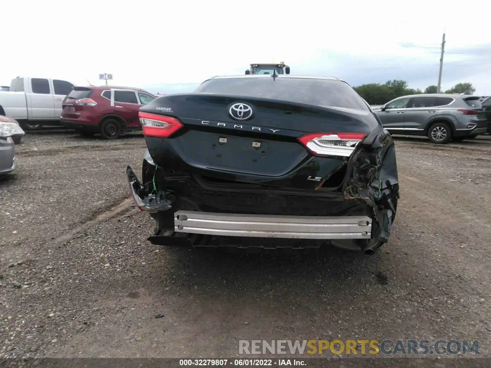 6 Photograph of a damaged car 4T1B11HK5KU805968 TOYOTA CAMRY 2019