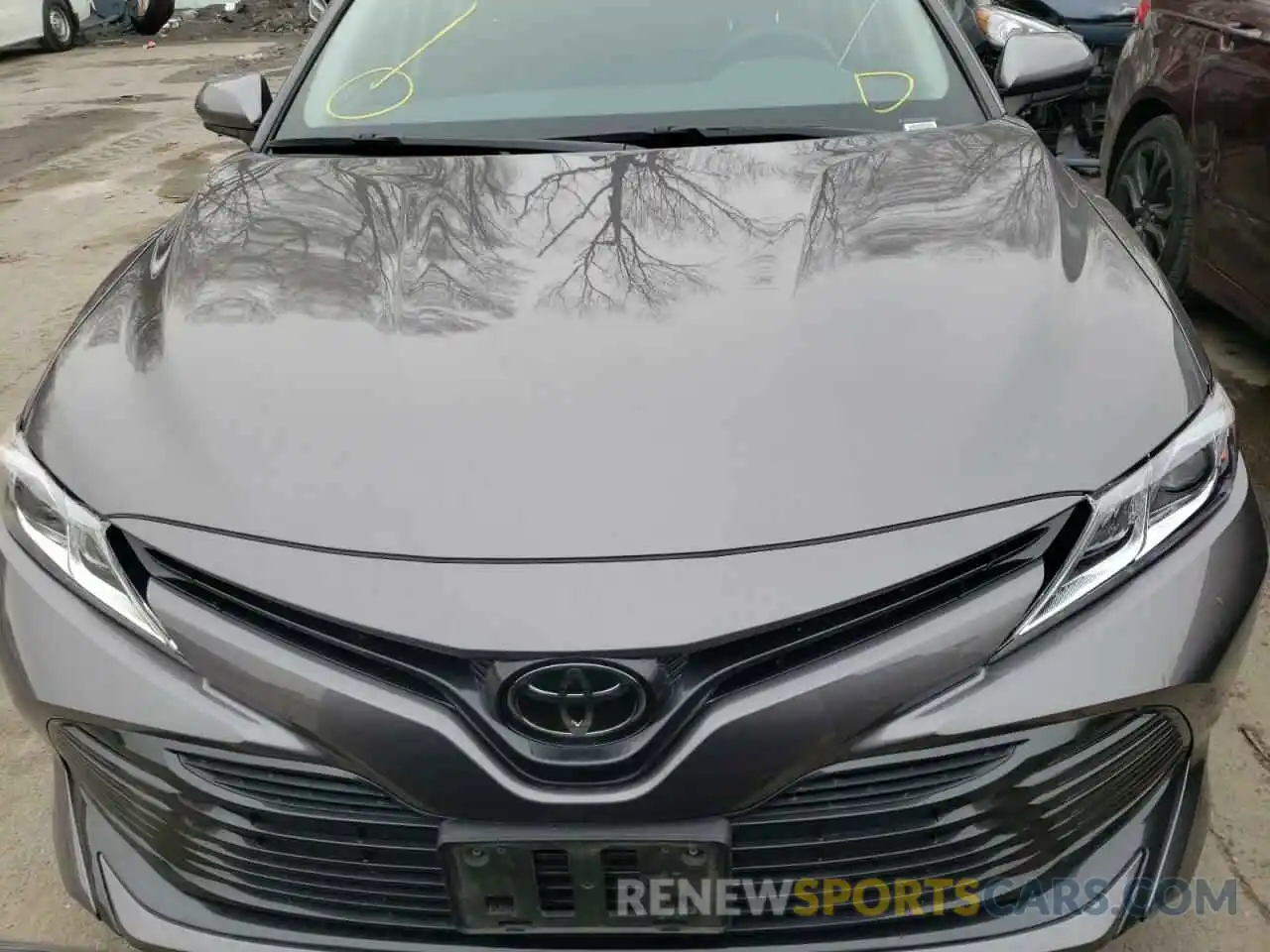 9 Photograph of a damaged car 4T1B11HK5KU807705 TOYOTA CAMRY 2019