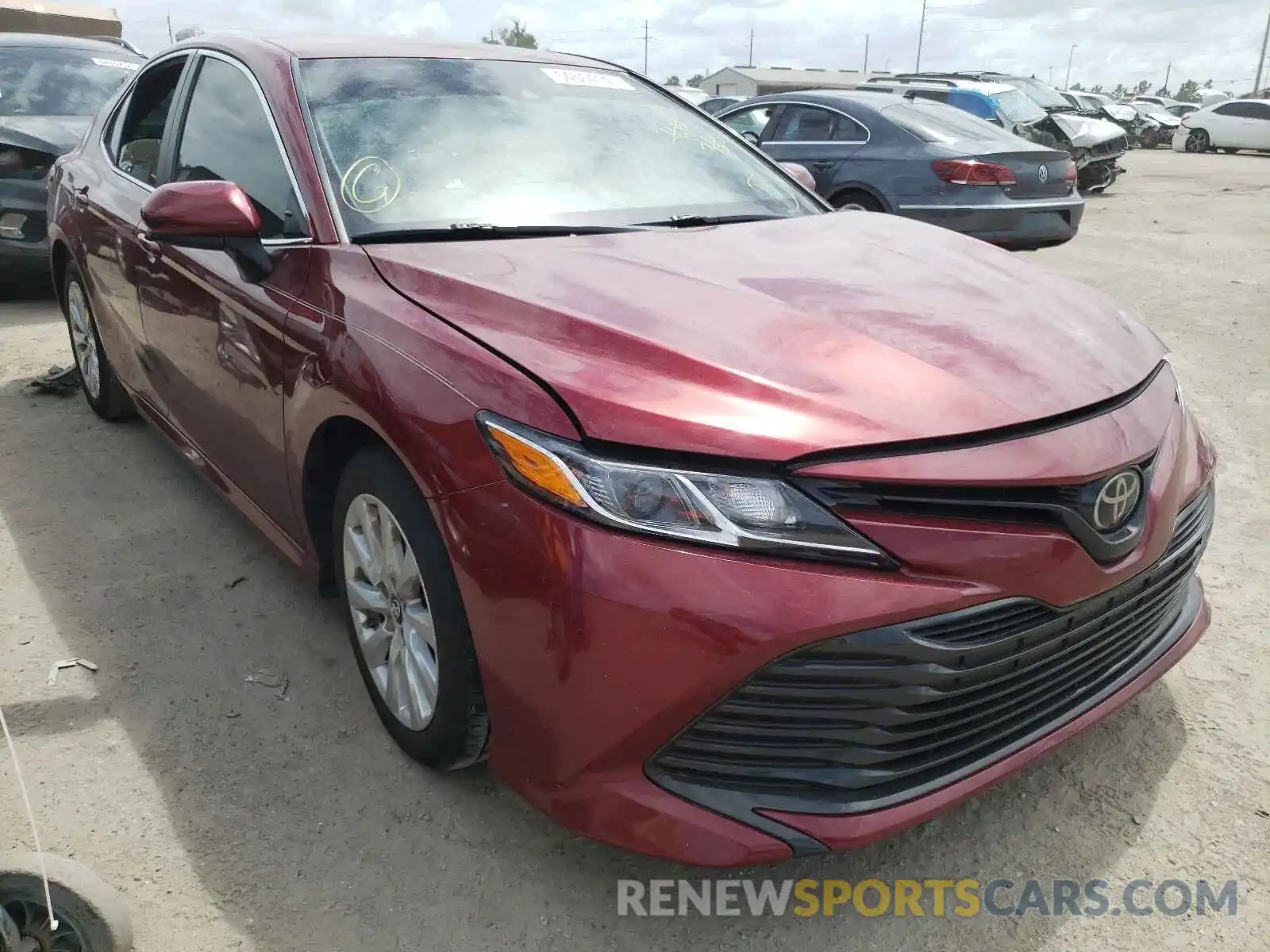 1 Photograph of a damaged car 4T1B11HK5KU809695 TOYOTA CAMRY 2019